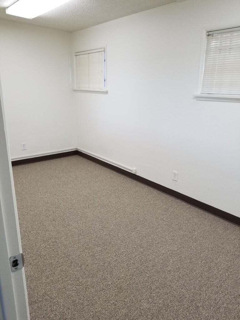 313-317 W Henderson Ave, Porterville, CA 93257