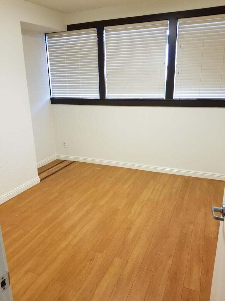 313-317 W Henderson Ave, Porterville, CA 93257