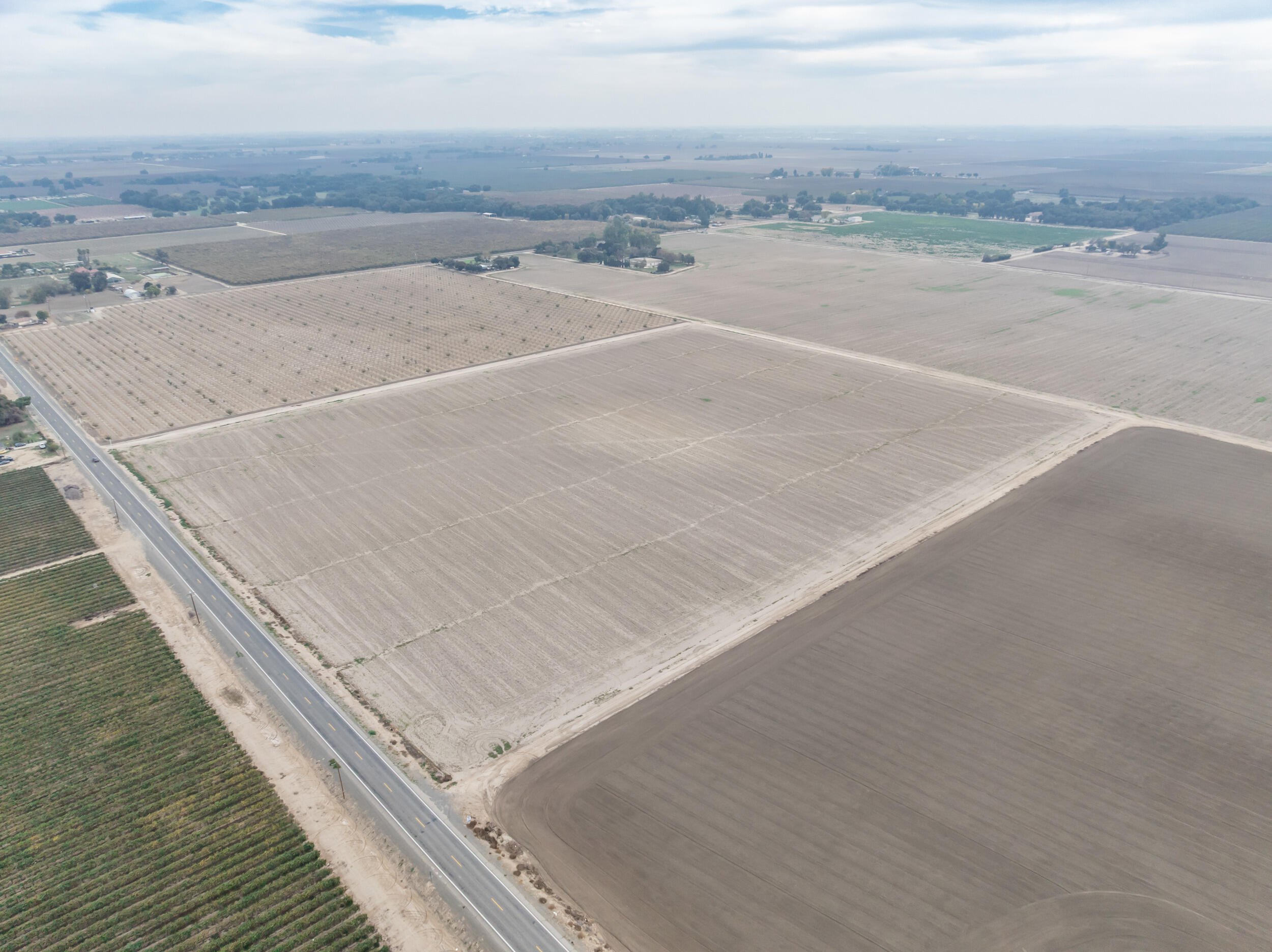 22311 Grangeville Blvd, Lemoore, CA 93245