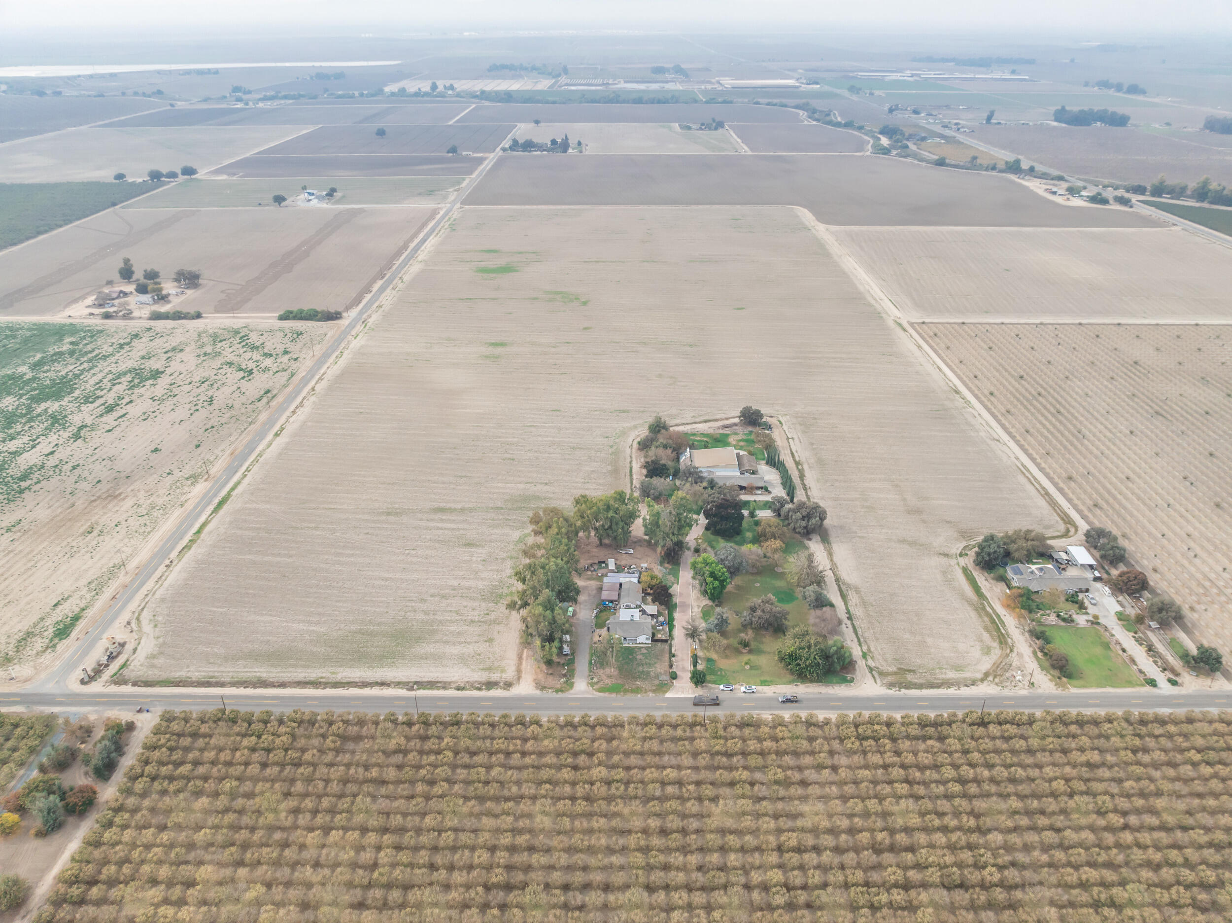 9368 22nd Ave, Lemoore, CA 93245
