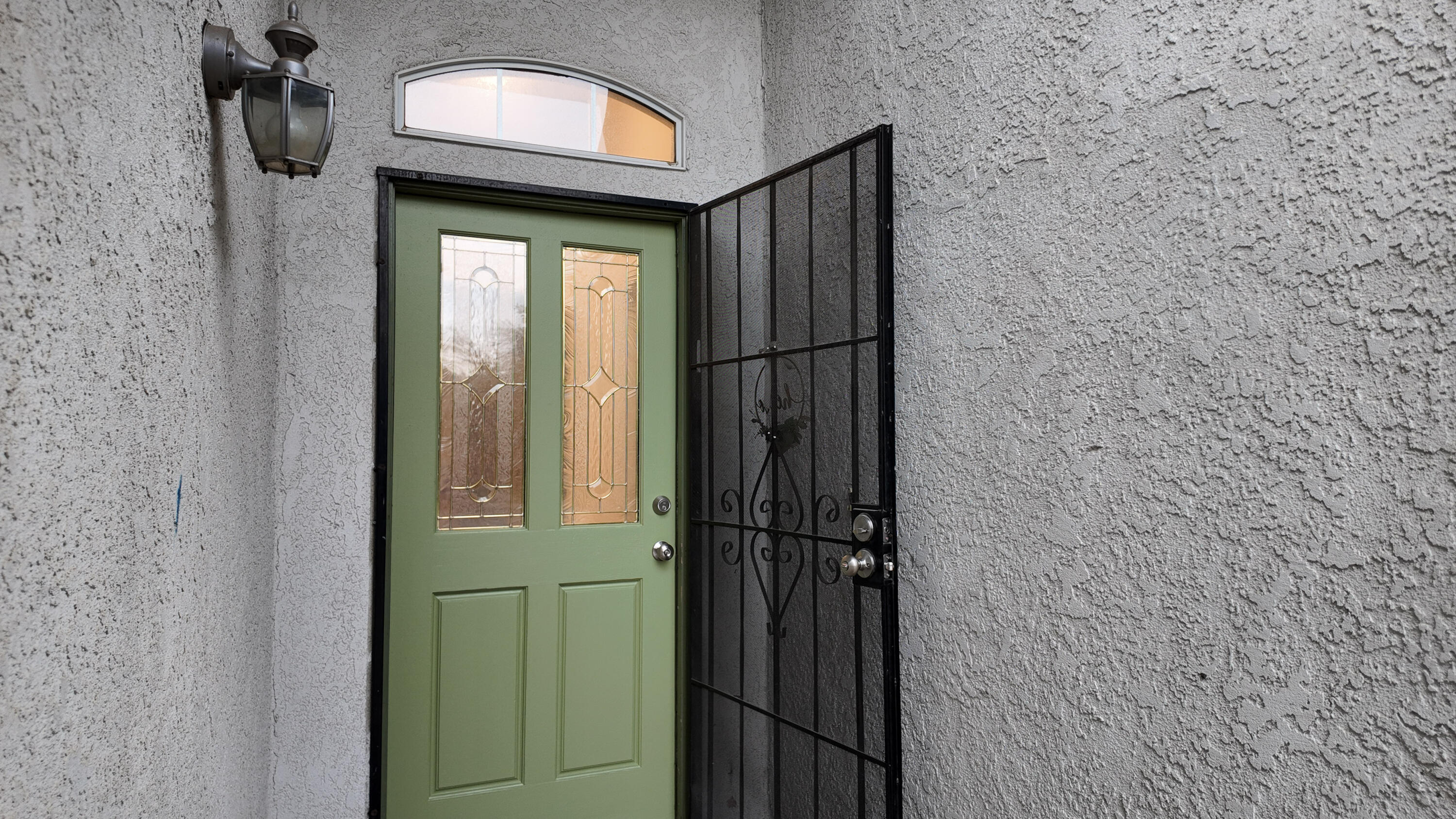 1148 W Orange Ave, Porterville, CA 93257