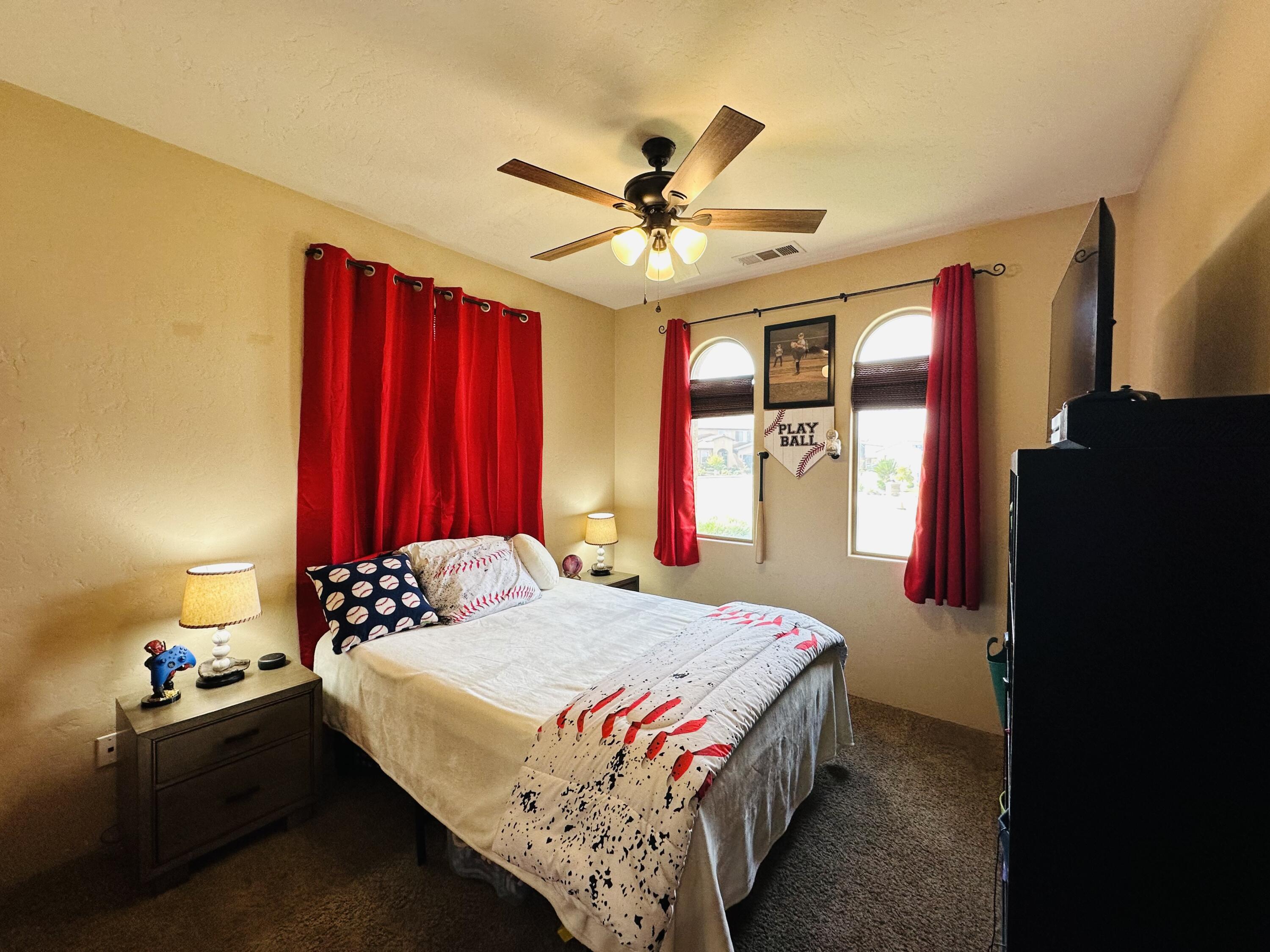 936 N Red Oak St, Porterville, CA 93257