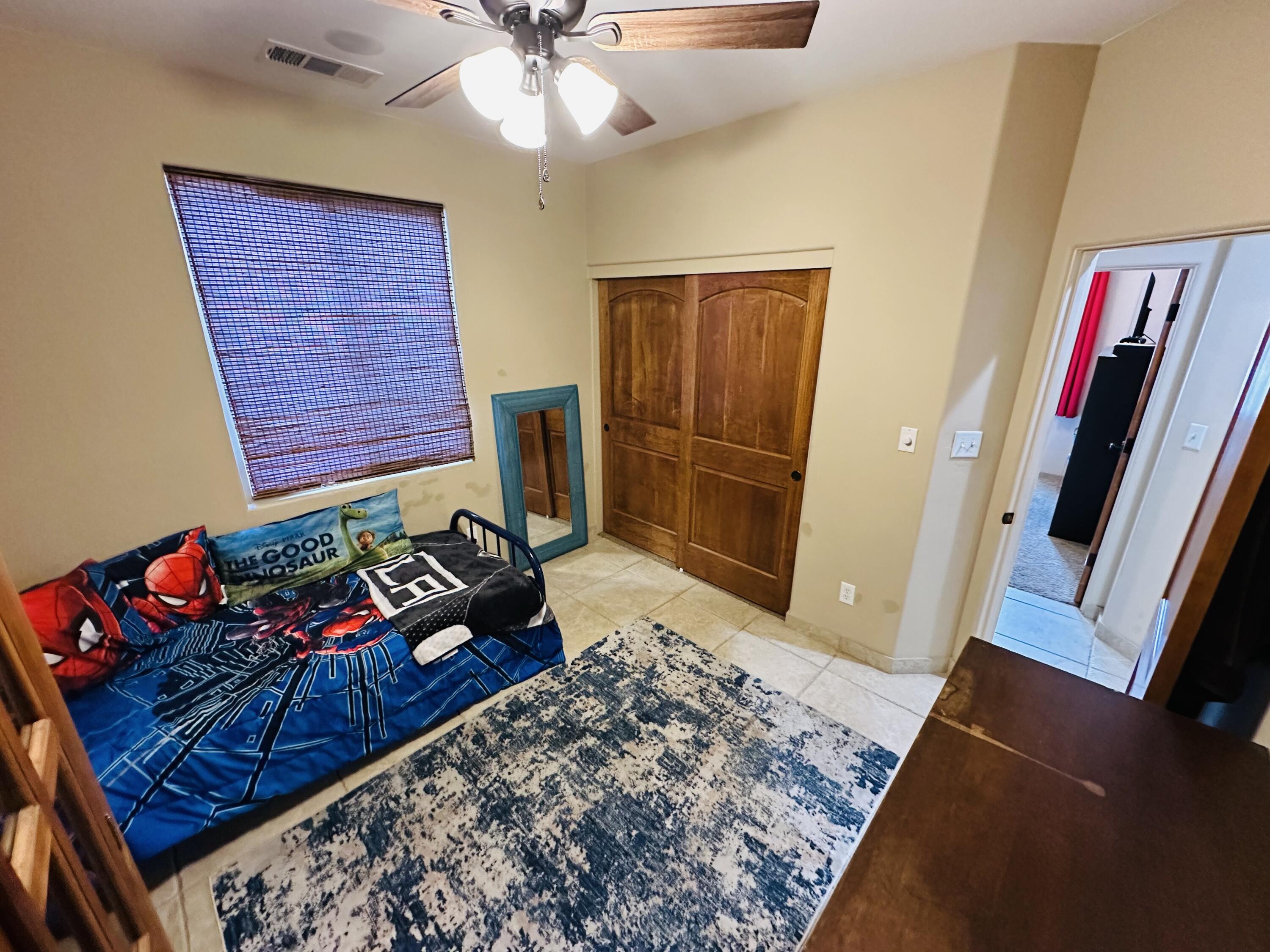 936 N Red Oak St, Porterville, CA 93257