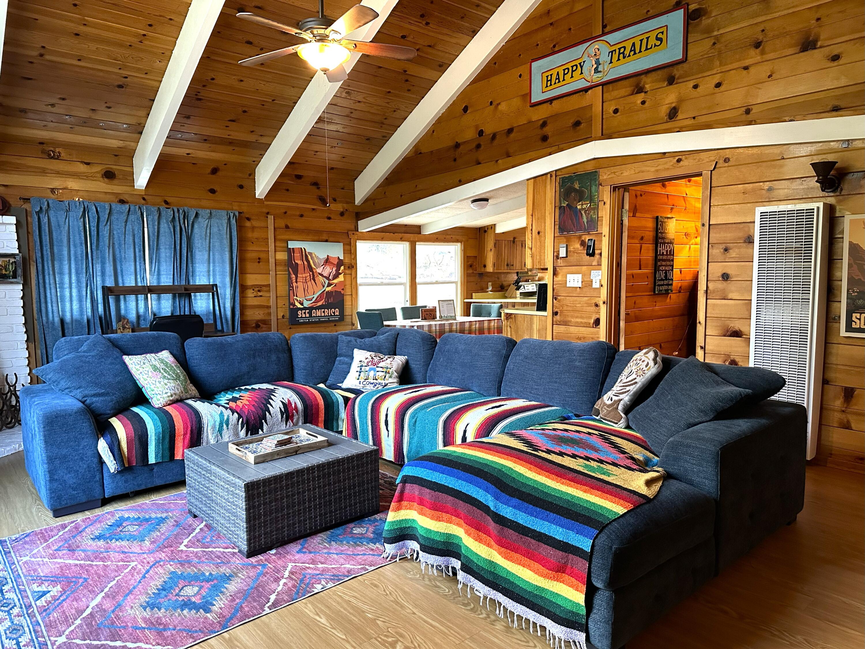 156 Capinero Dr, California Hot Springs, CA 93207