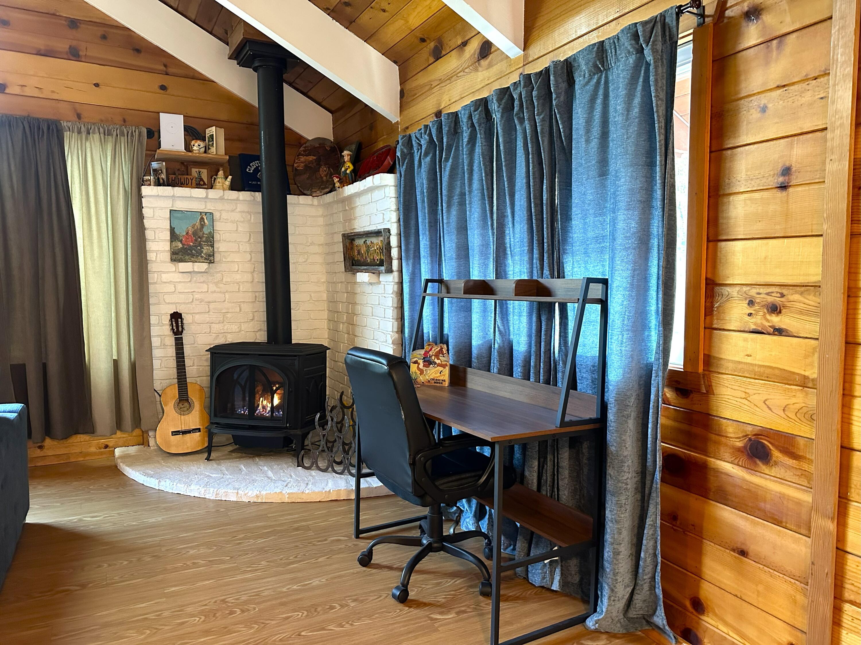 156 Capinero Dr, California Hot Springs, CA 93207