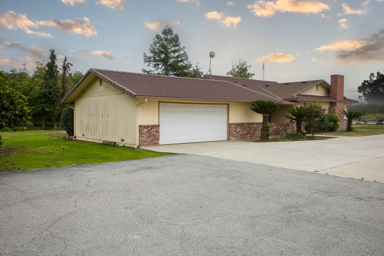 18200 Oklahoma Ave, Strathmore, CA 93267