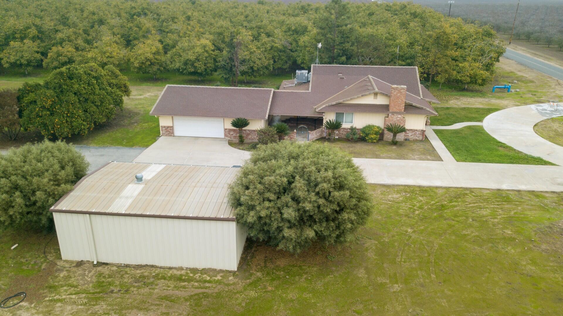 18200 Oklahoma Ave, Strathmore, CA 93267