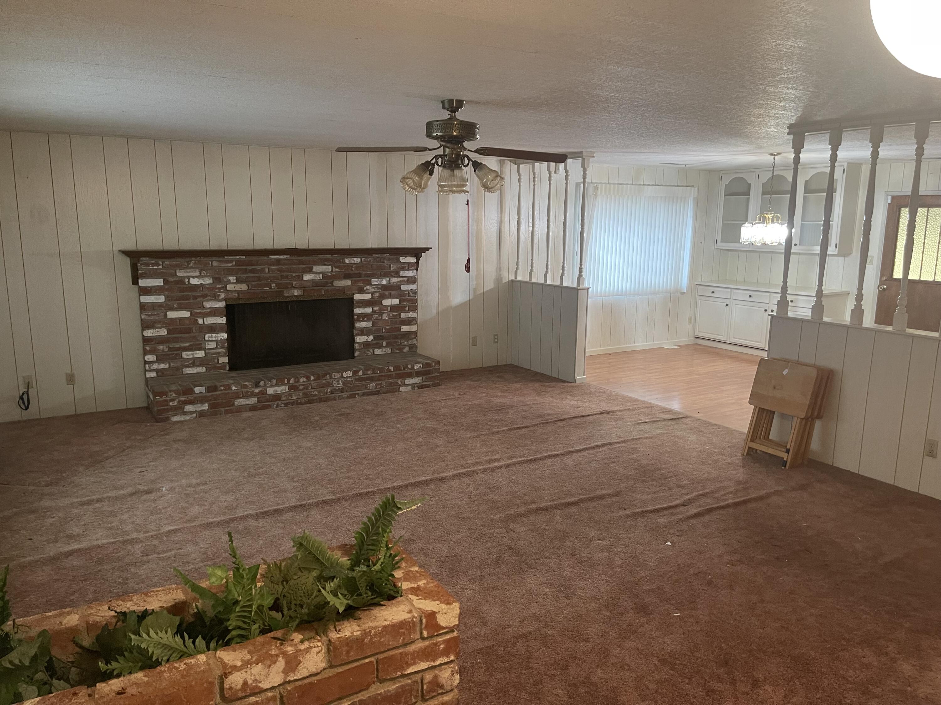 18200 Oklahoma Ave, Strathmore, CA 93267