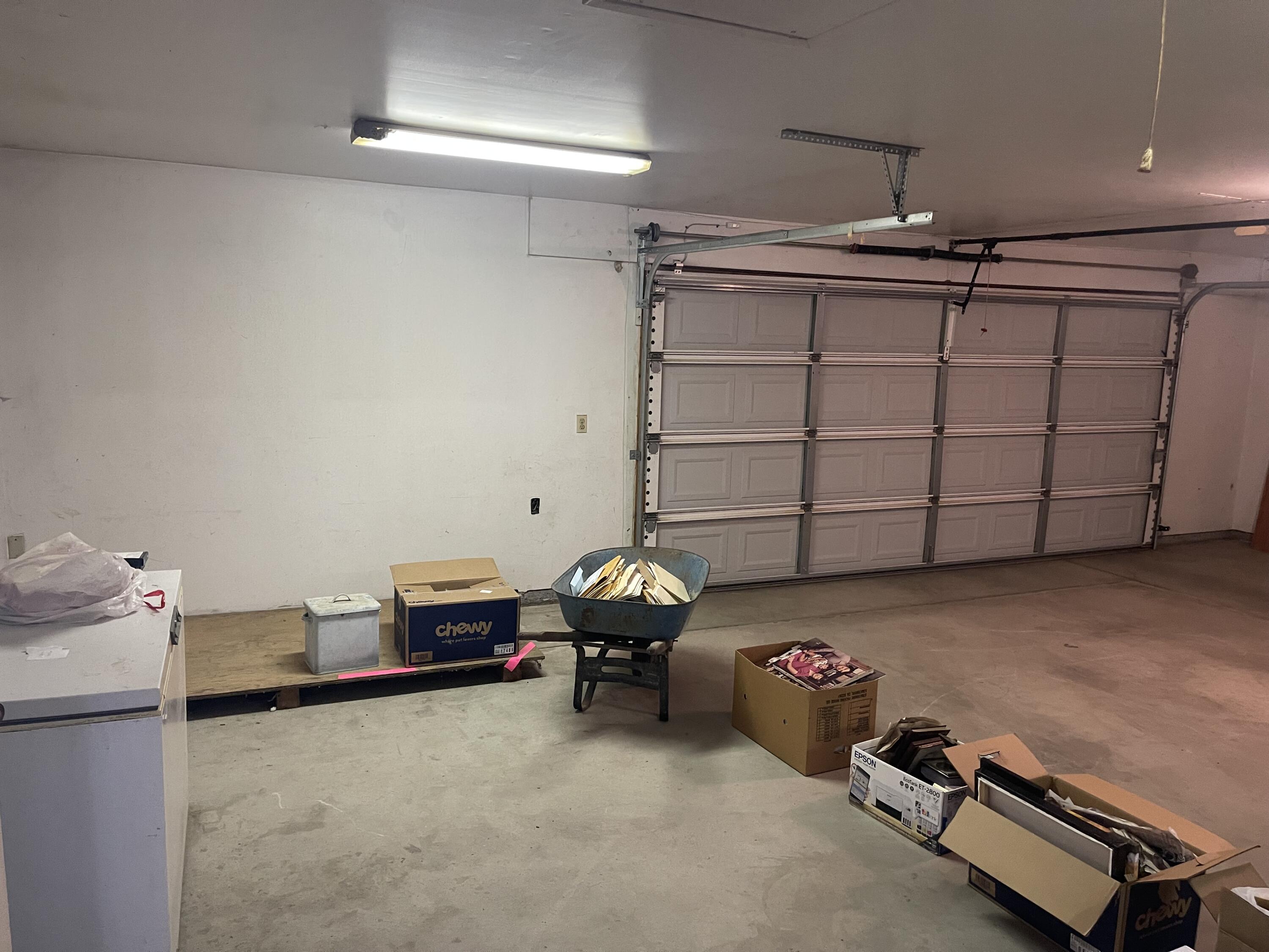 18200 Oklahoma Ave, Strathmore, CA 93267