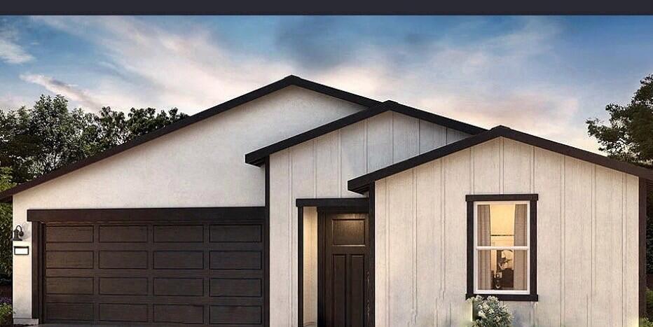 619 W Bravo Ave Ave, Woodlake, CA 93286