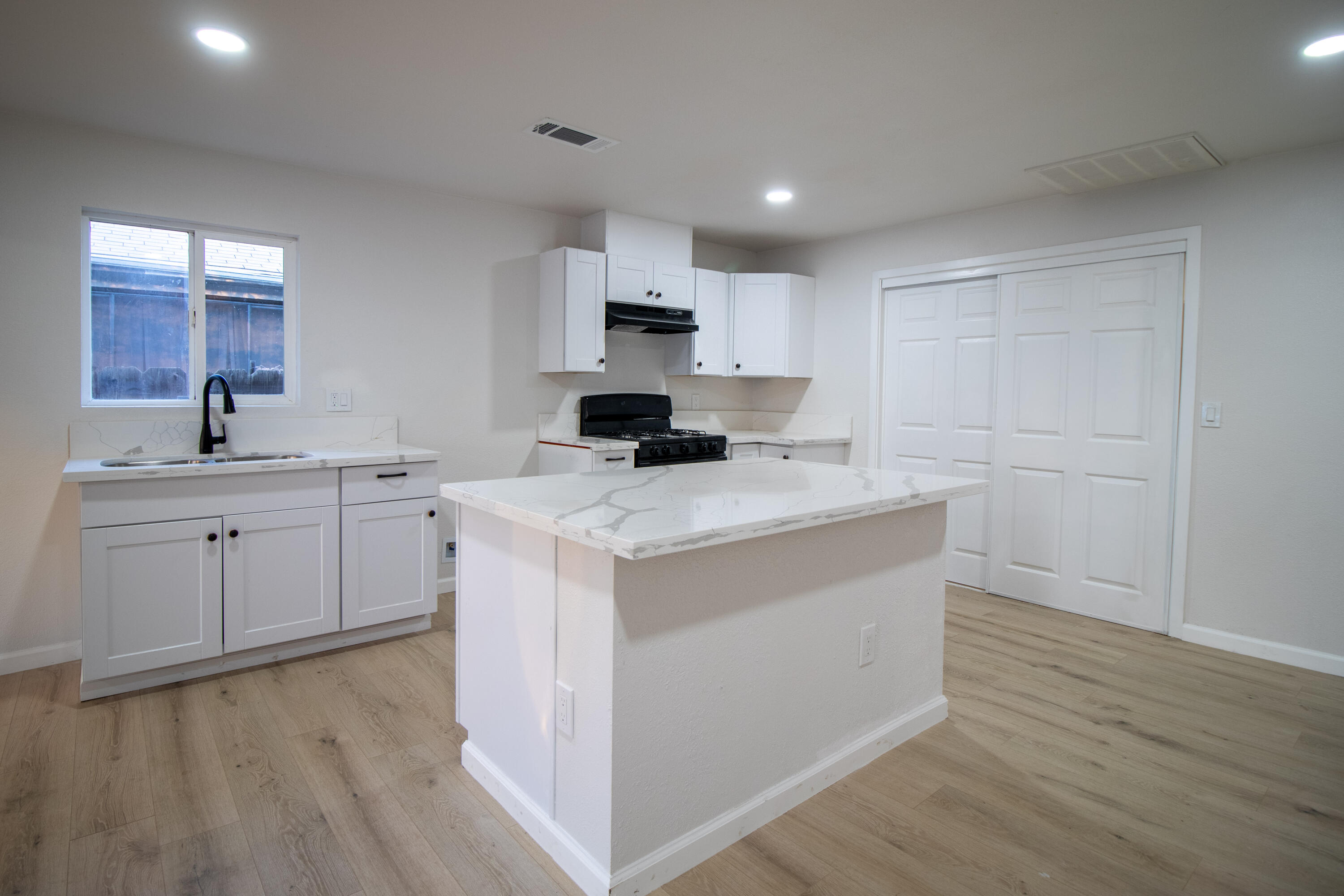 19514 Rd 230, Strathmore, CA 93267