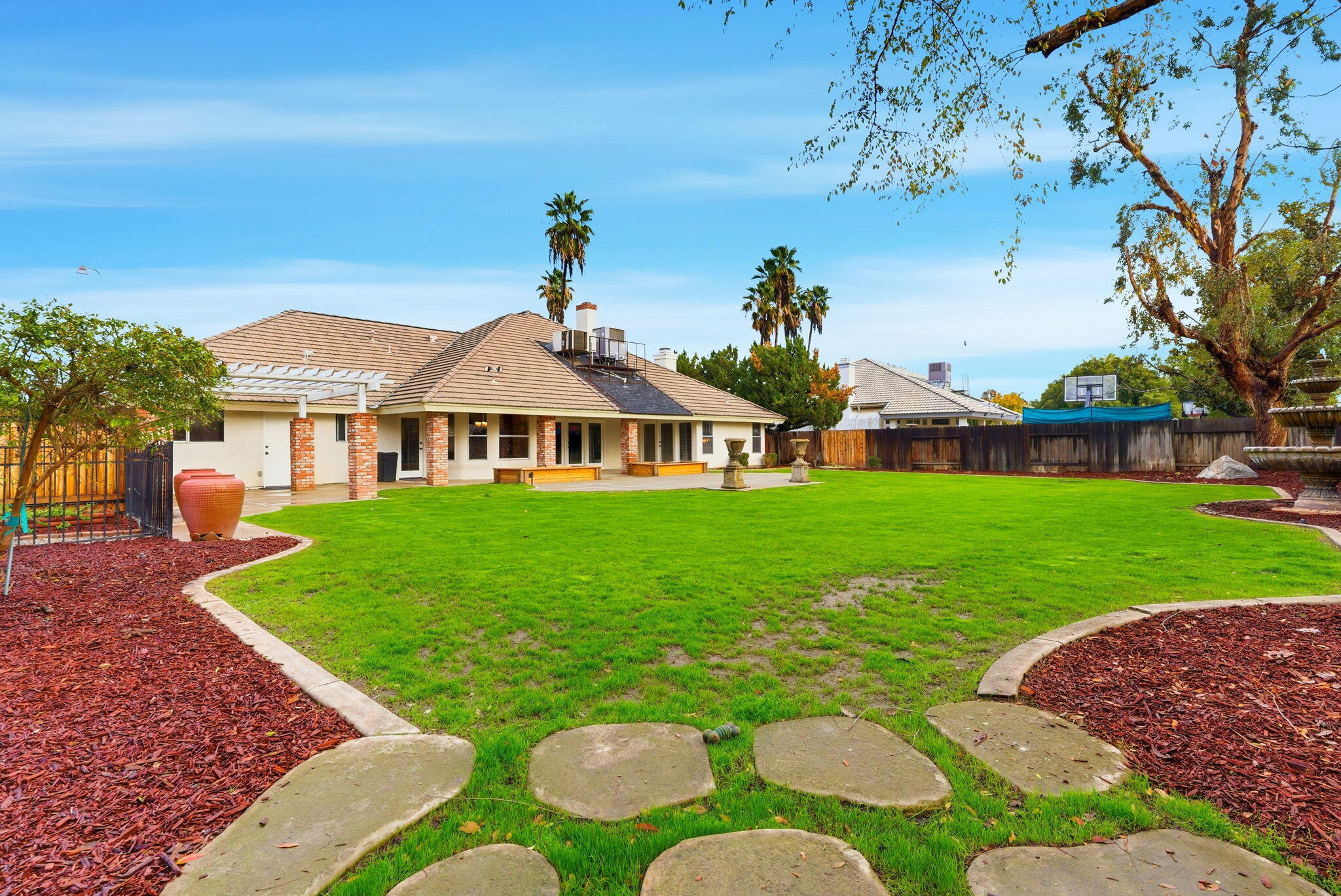 13201 Meacham, Bakersfield, CA 93314