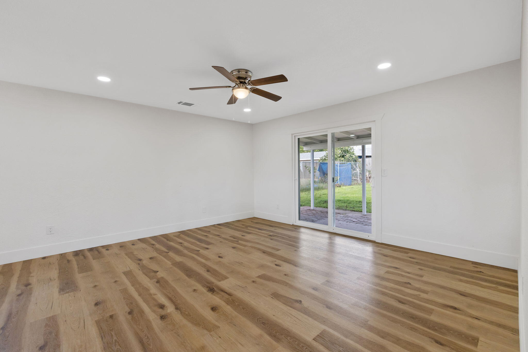 7122 Ave. 306, Visalia, CA 93291