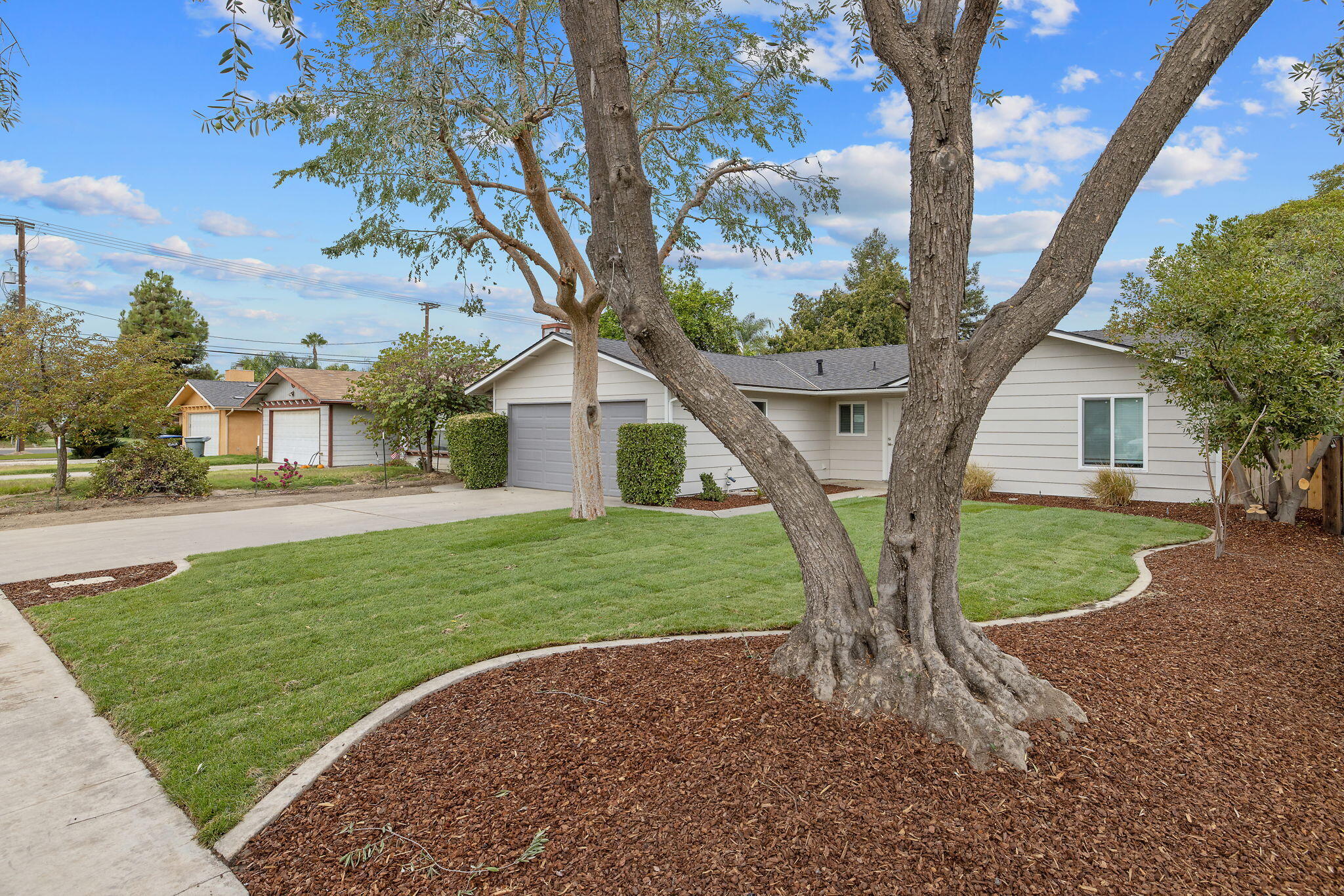 4024 W Howard Ave, Visalia, CA 93277