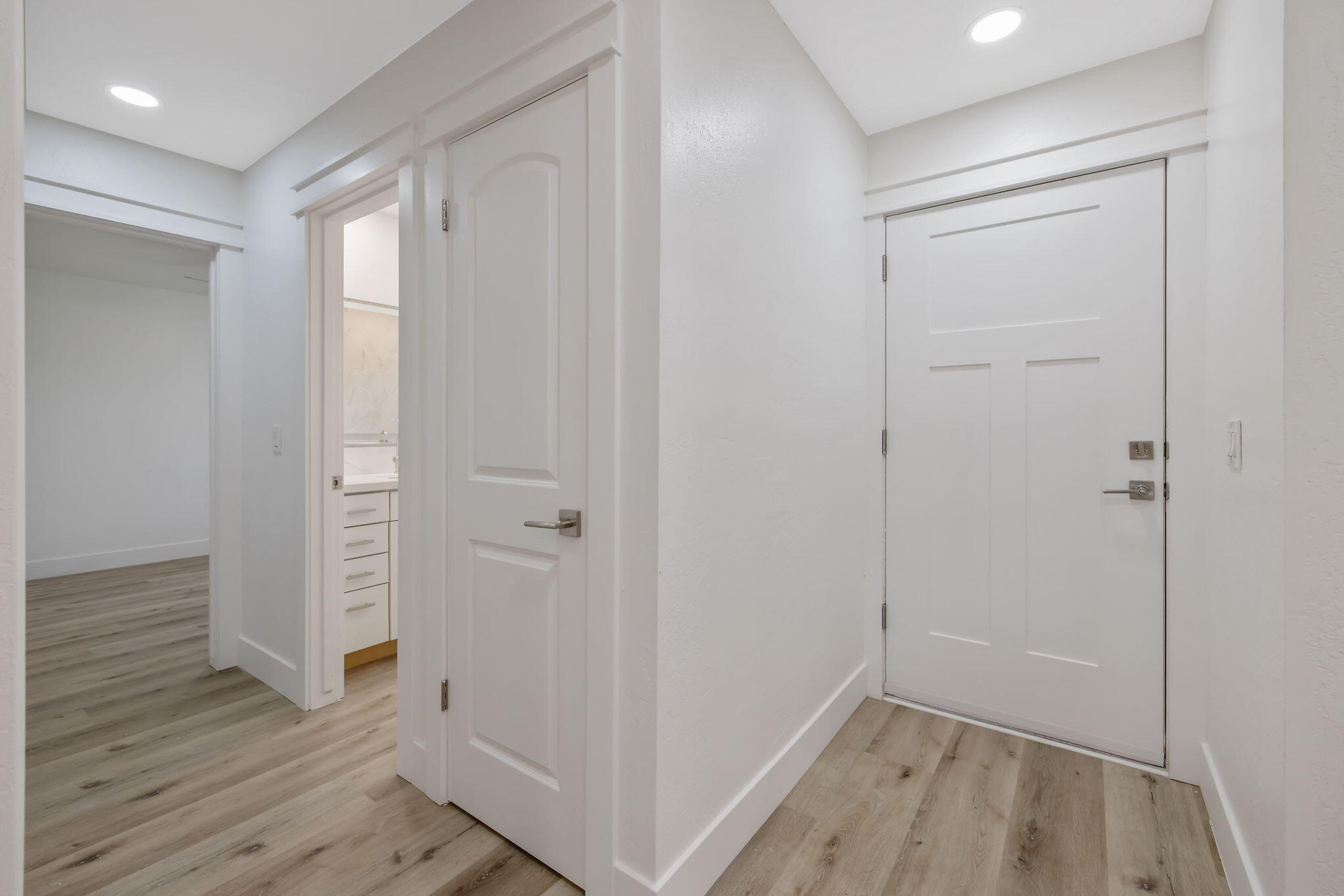 4024 W Howard Ave, Visalia, CA 93277