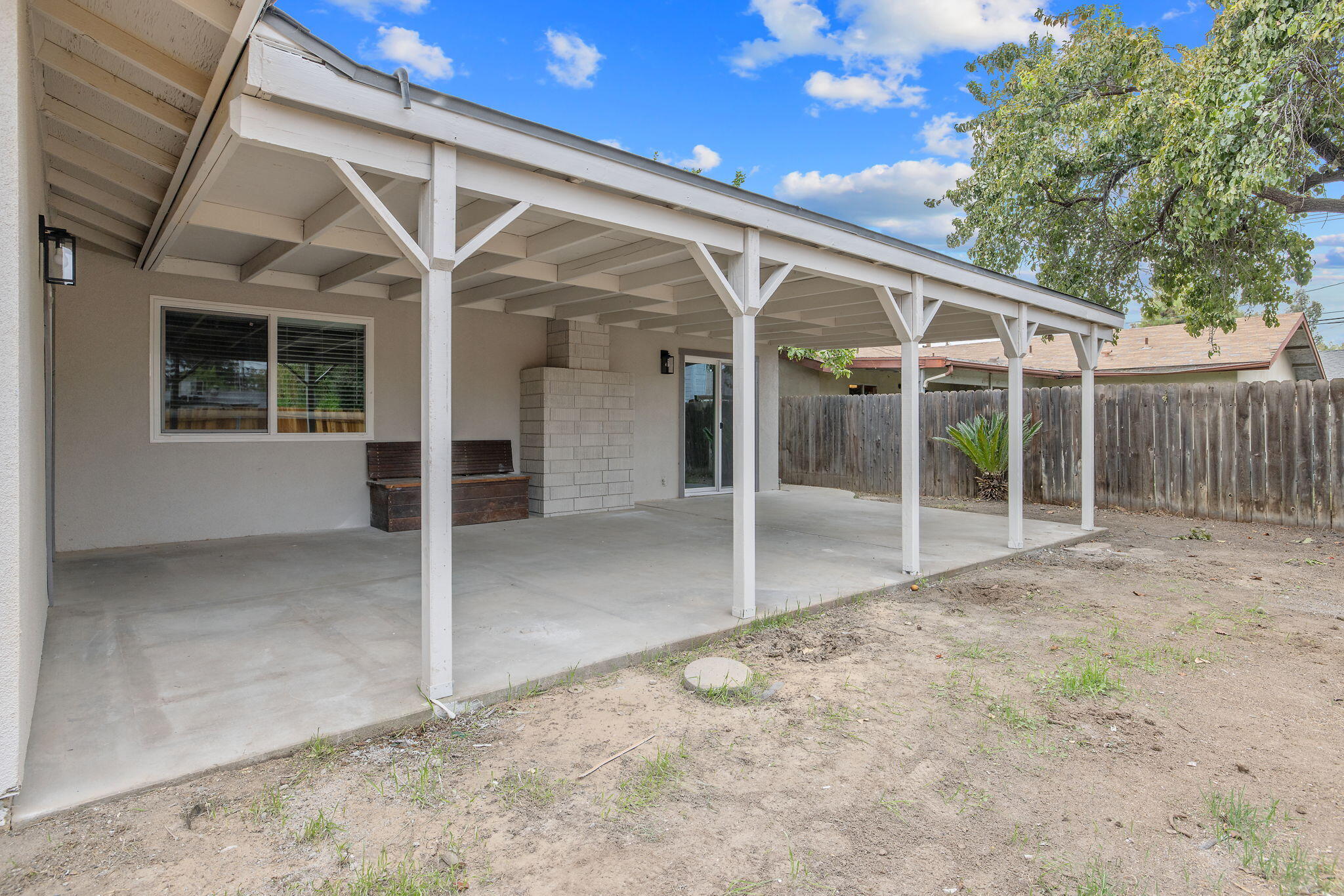 4024 W Howard Ave, Visalia, CA 93277