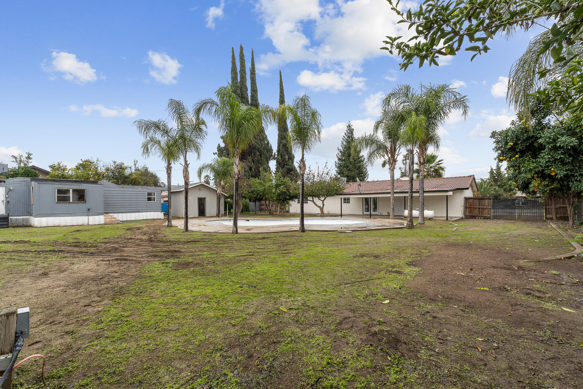 25681 Hypericum St, Visalia, CA 93292