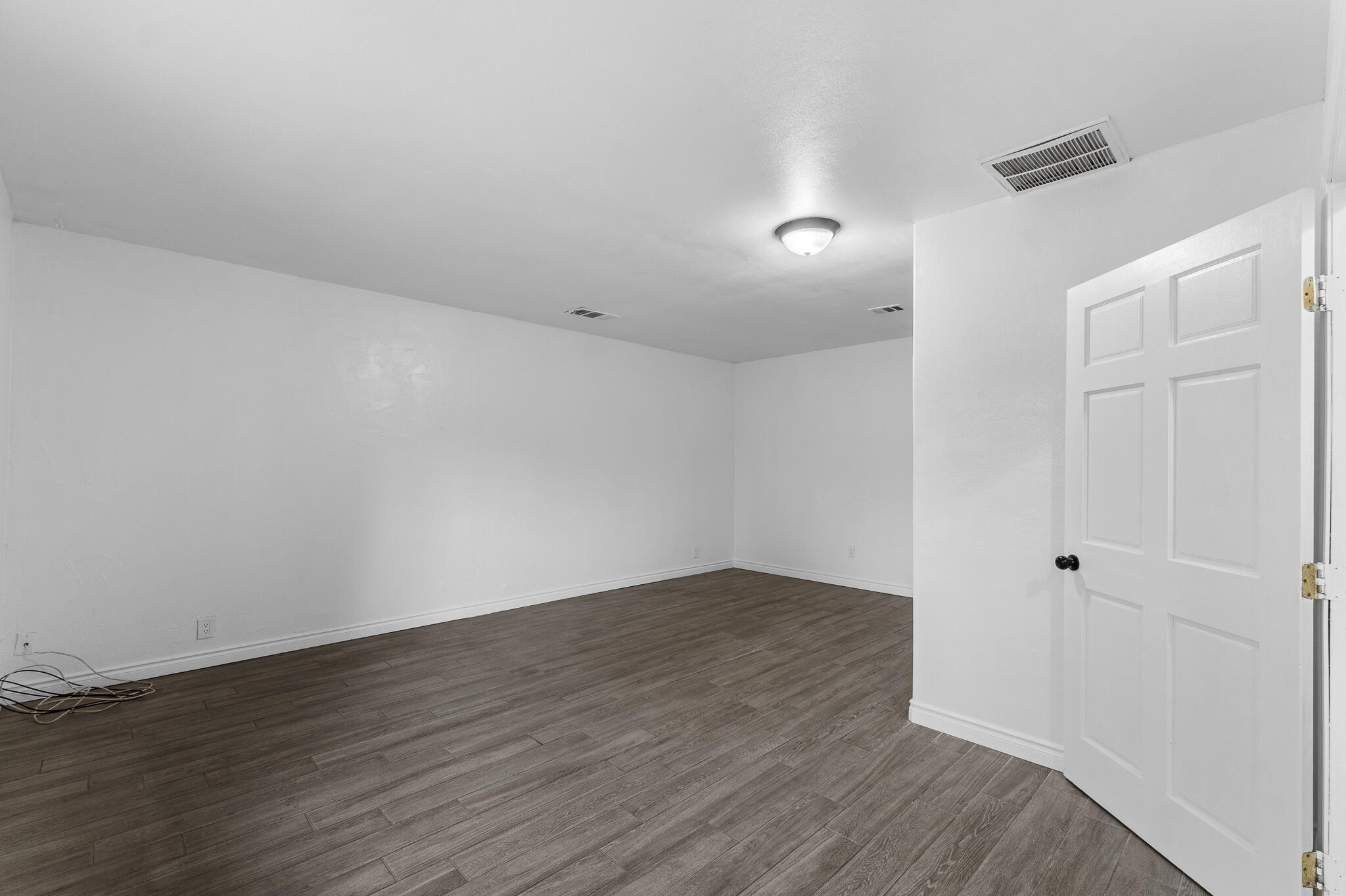 25681 Hypericum St, Visalia, CA 93292