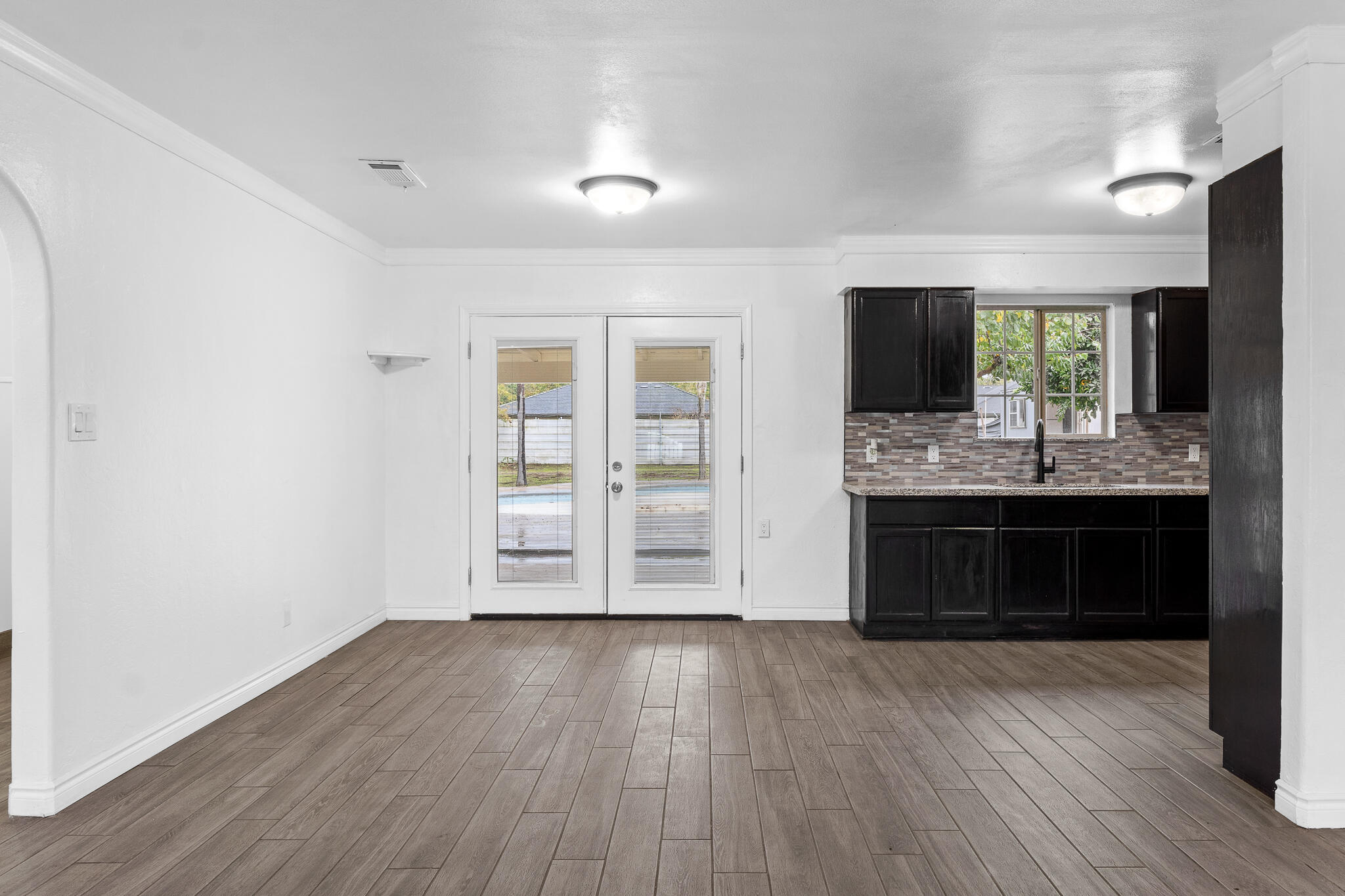 25681 Hypericum St, Visalia, CA 93292