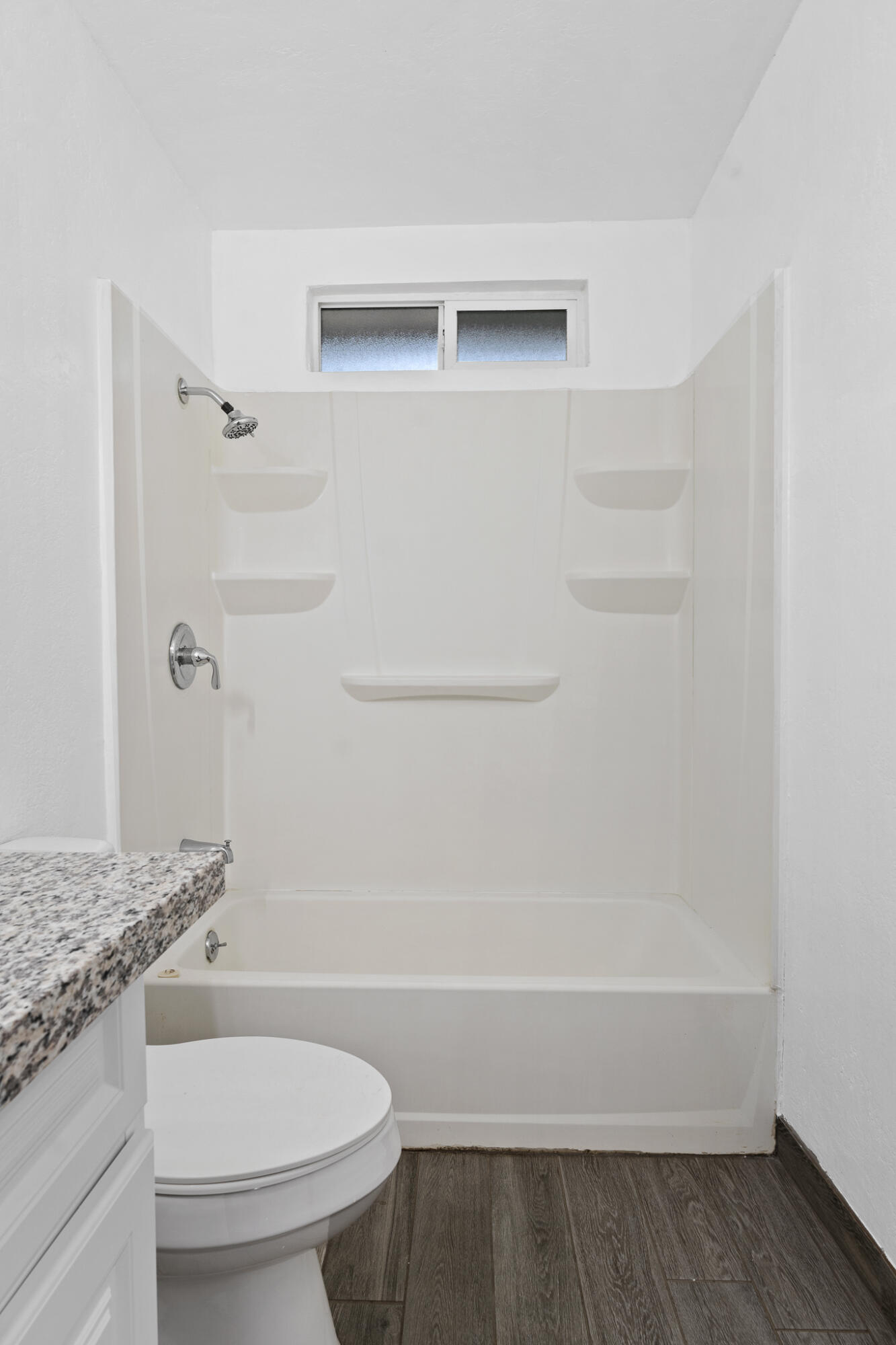 25681 Hypericum St, Visalia, CA 93292