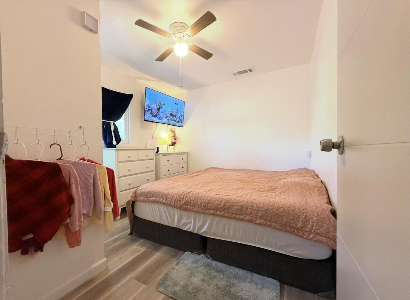 474 First St, Lindsay, CA 93247