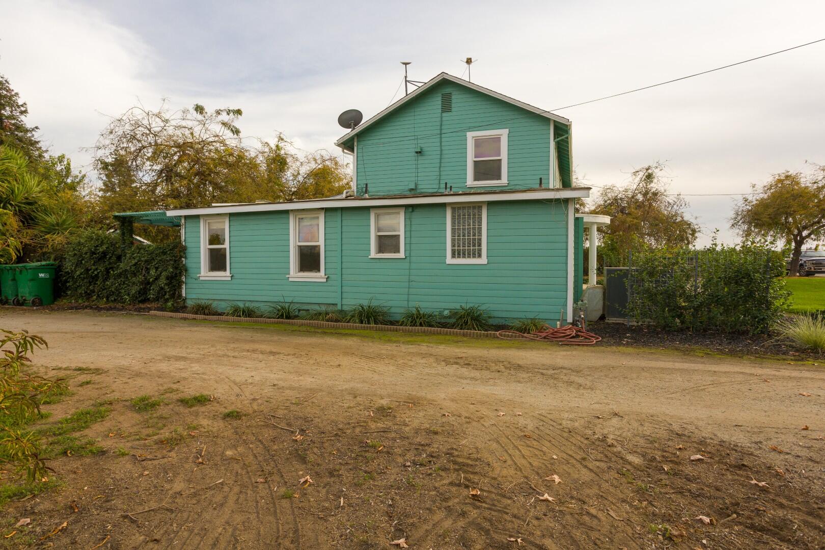 20210 Road 208, Lindsay, CA 93247