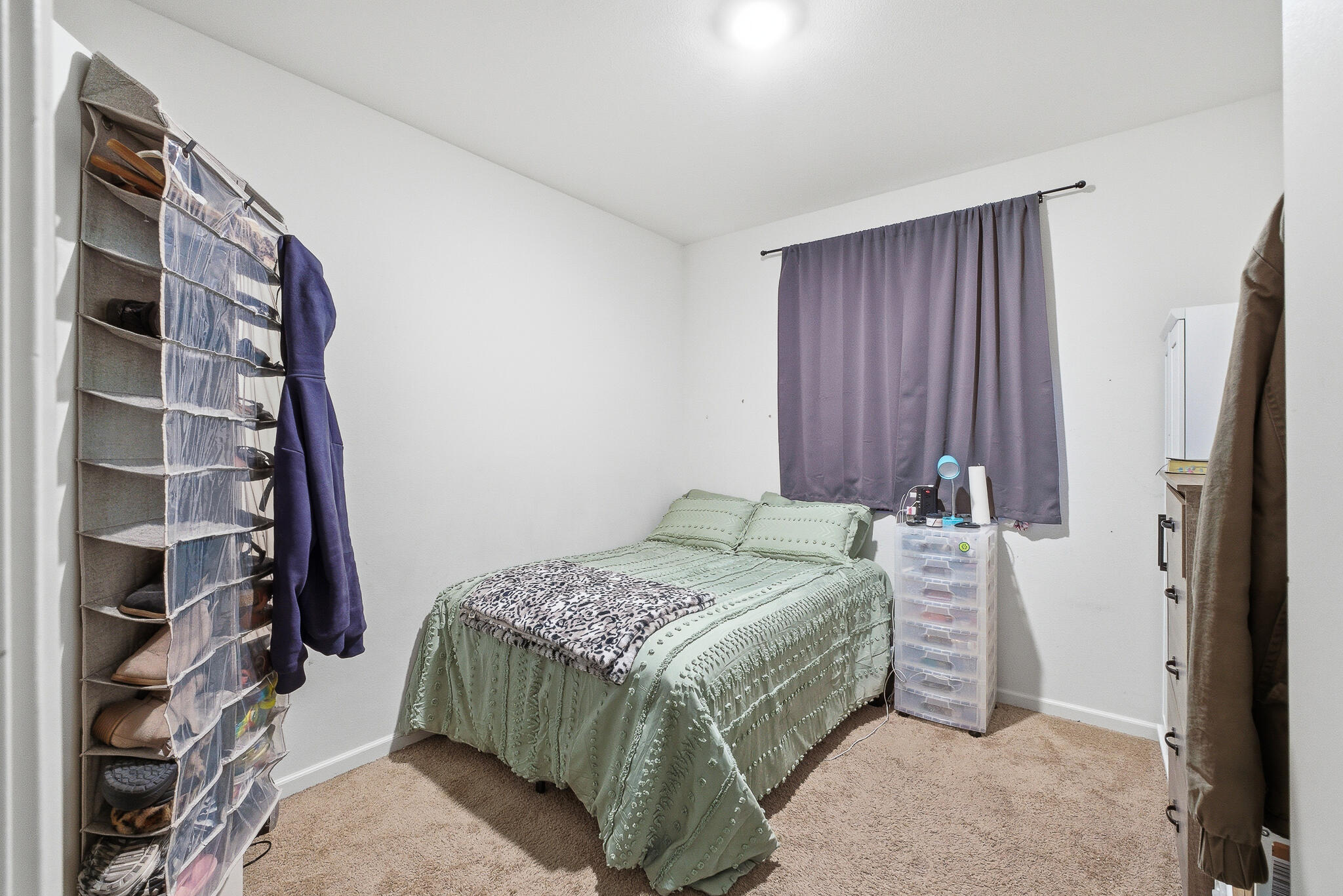 2145 N Rinaldi Ct, Visalia, CA 93291