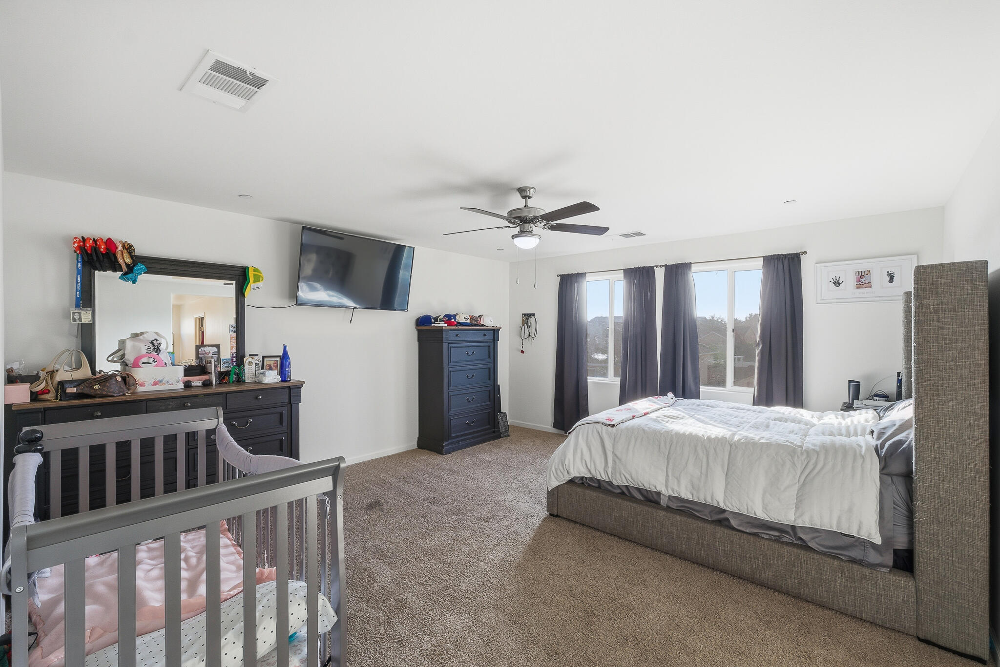 2145 N Rinaldi Ct, Visalia, CA 93291