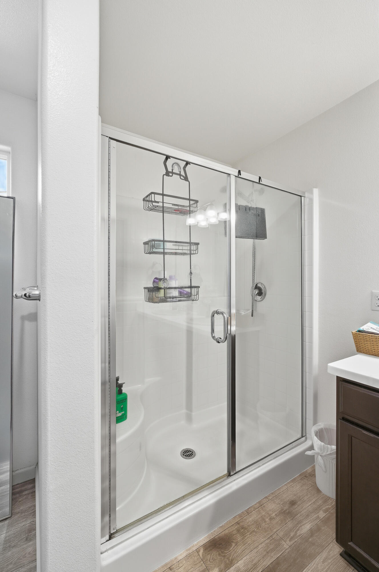 2145 N Rinaldi Ct, Visalia, CA 93291