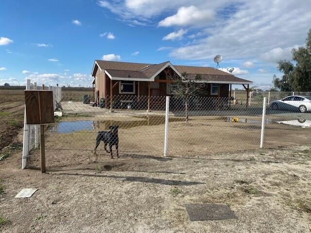 11393 128 Rd, Pixley, CA 93256