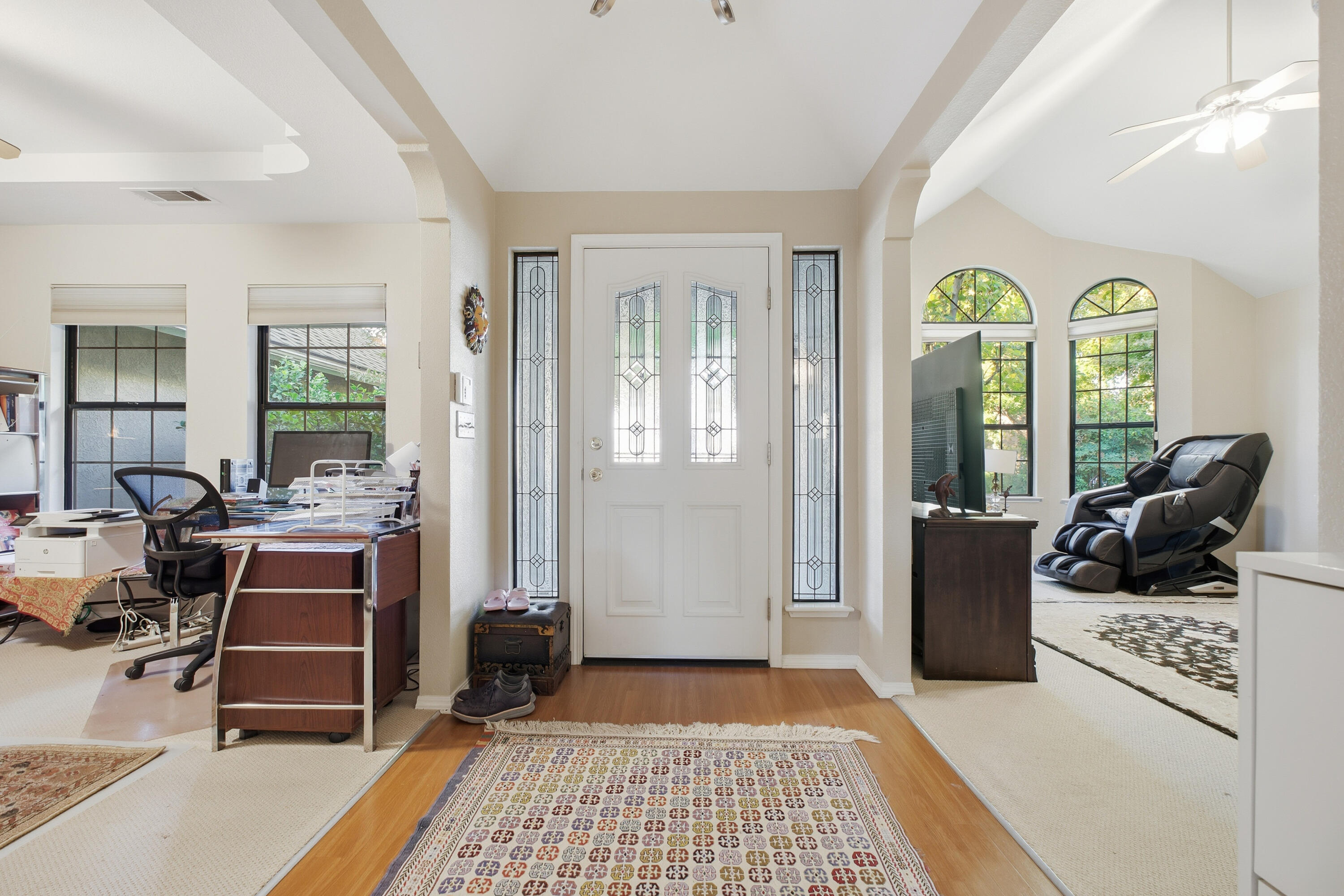 1123 E Cole Ave, Fresno, CA 93720