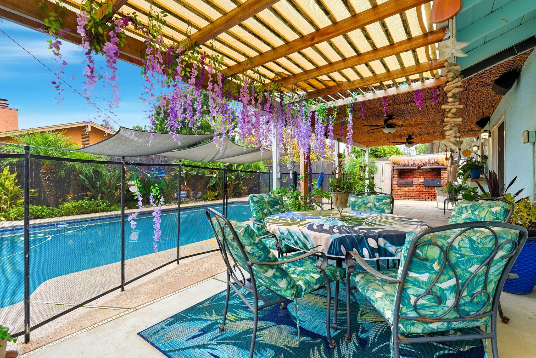 2544 W W Harter Ave, Visalia, CA 93277