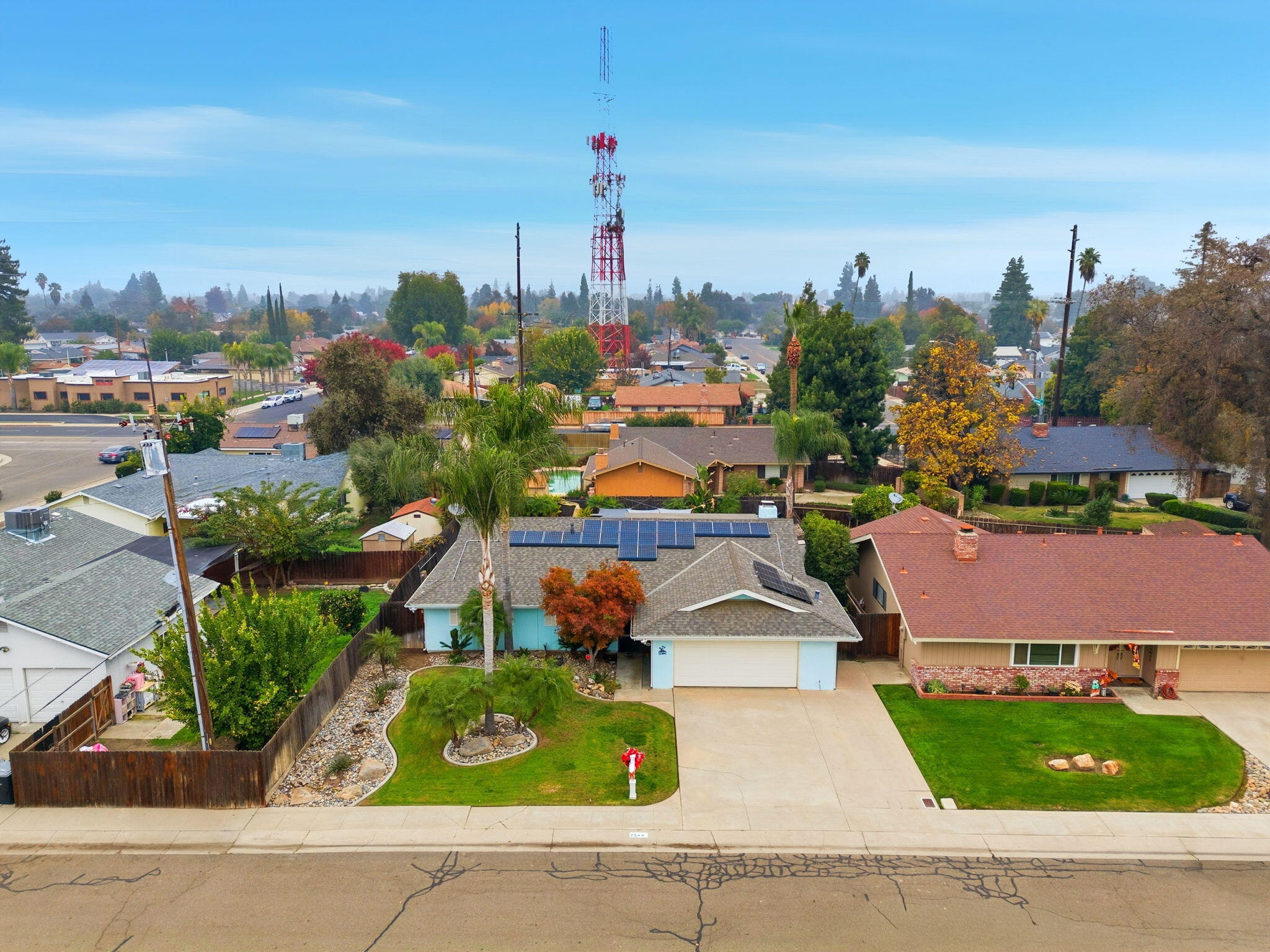 2544 W W Harter Ave, Visalia, CA 93277