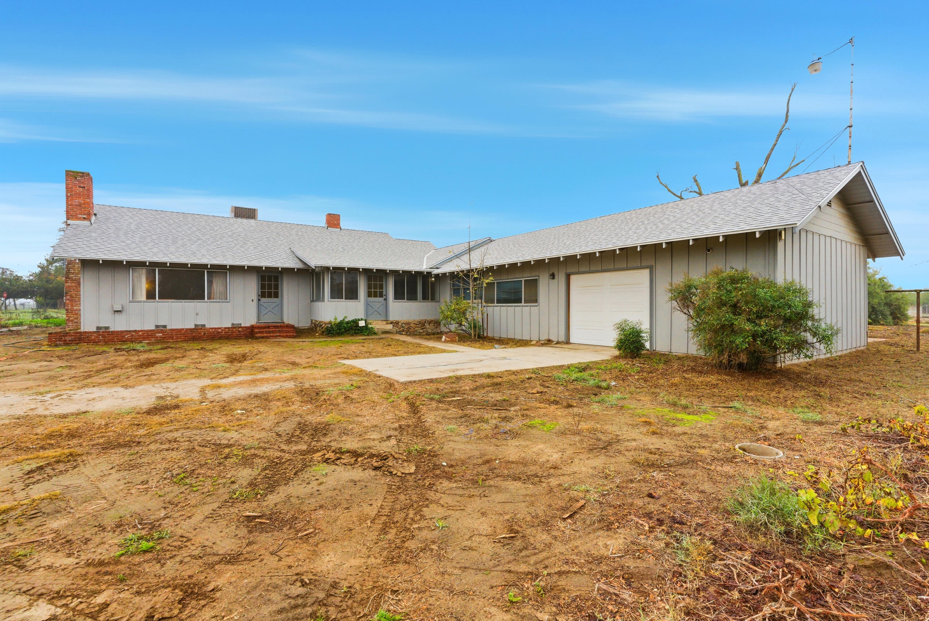 17639 Rd 224, Porterville, CA 93257