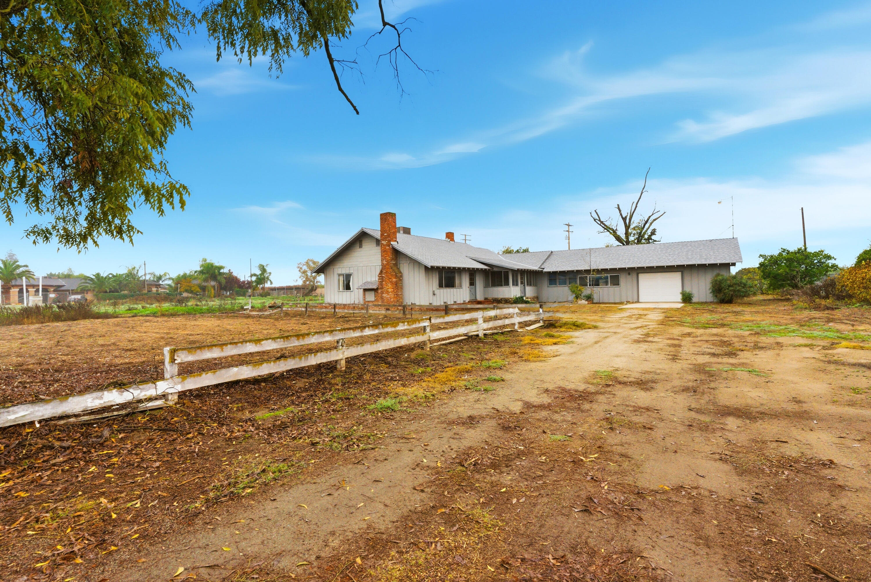 17639 Rd 224, Porterville, CA 93257