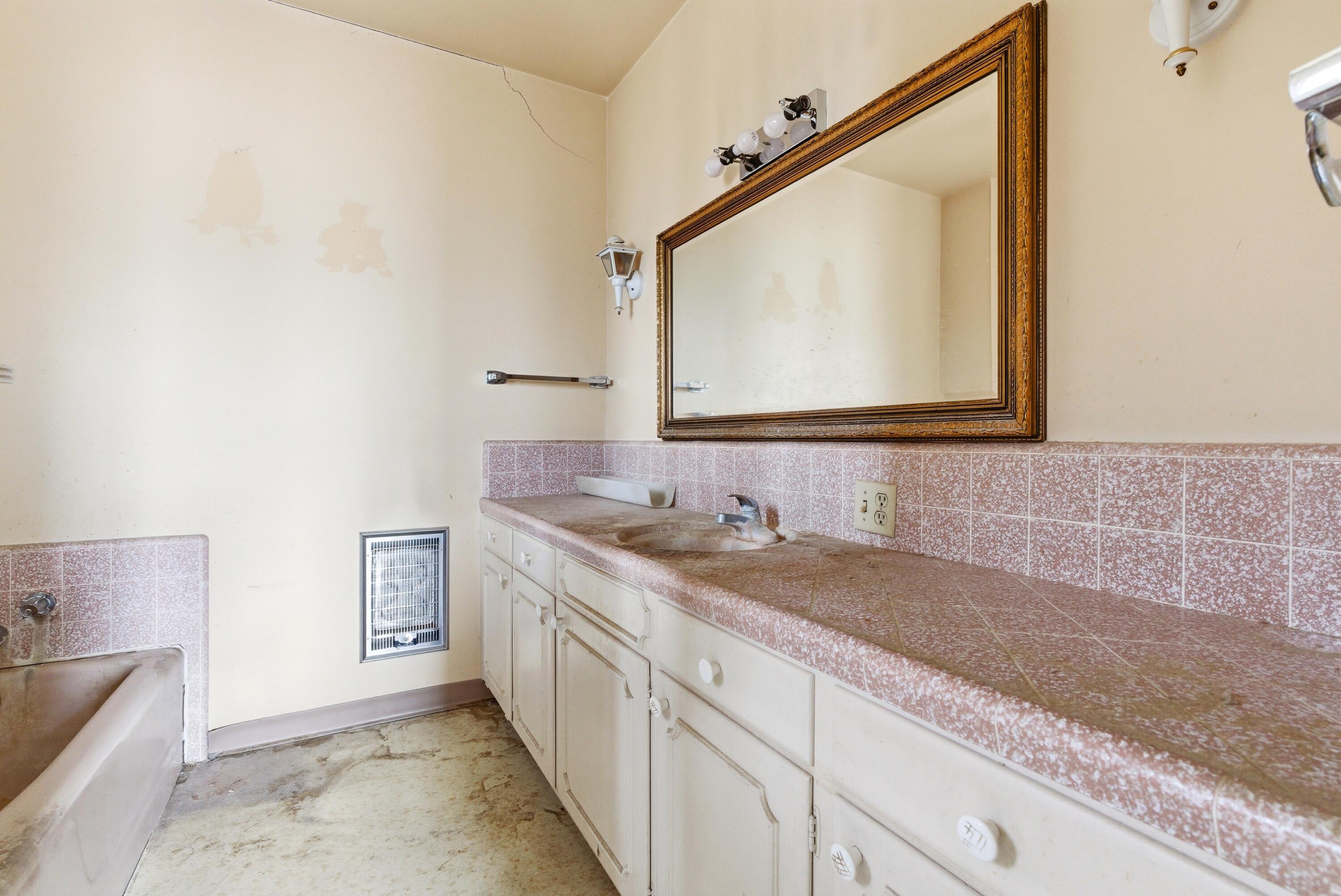 17639 Rd 224, Porterville, CA 93257