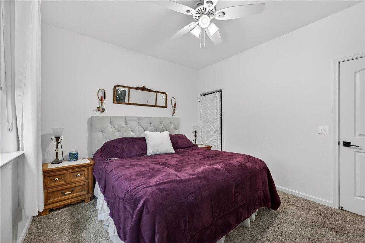 2241 E Monte Verde Ct, Visalia, CA 93292