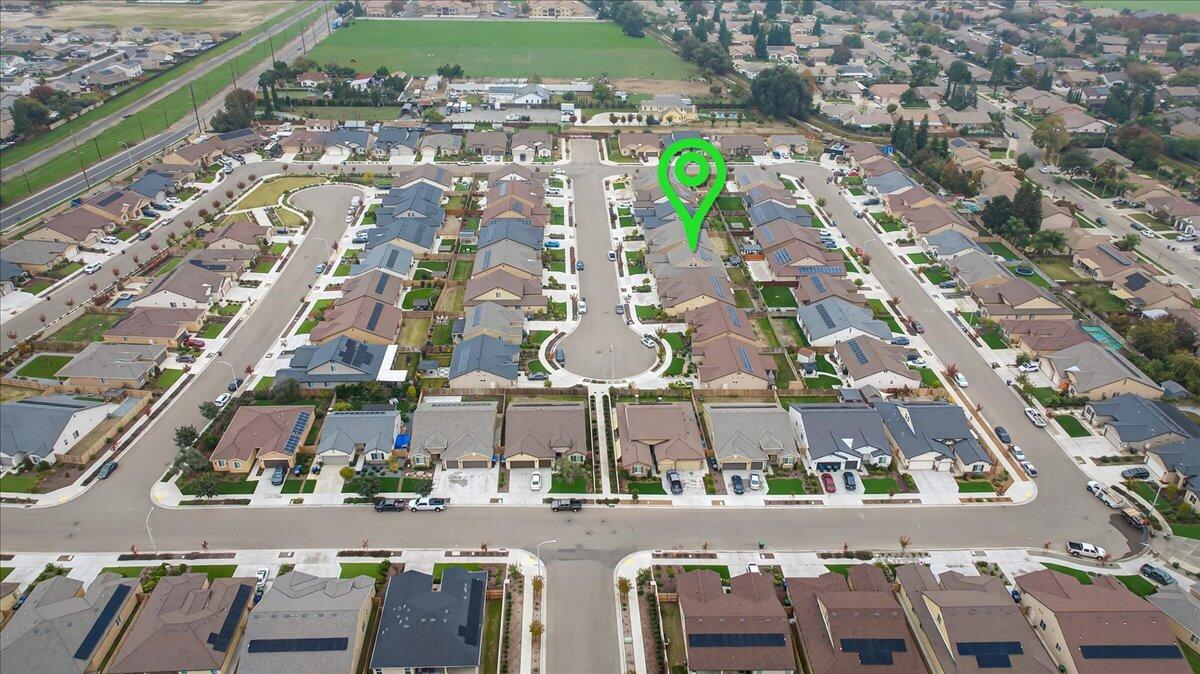 2241 E Monte Verde Ct, Visalia, CA 93292