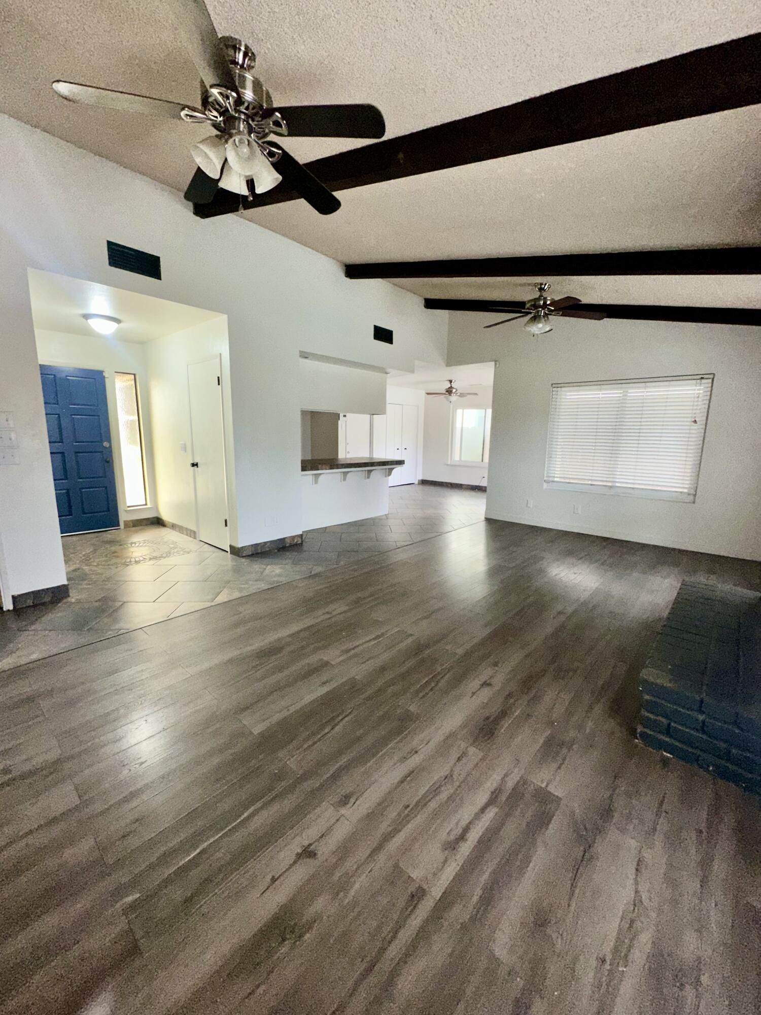 2312 S Divisadero St, Visalia, CA 93277