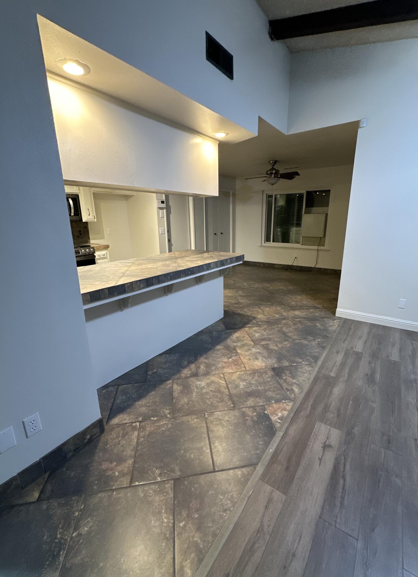 2312 S Divisadero St, Visalia, CA 93277