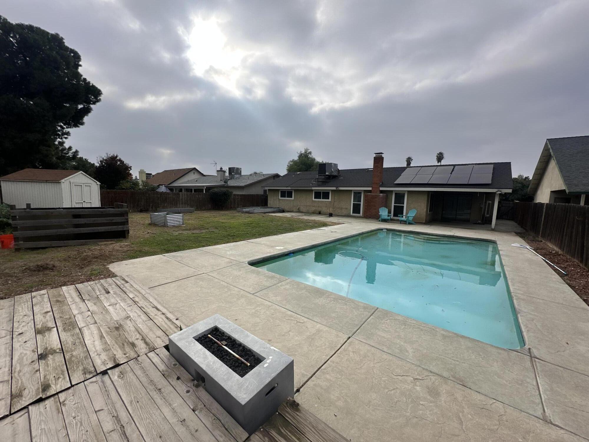 2312 S Divisadero St, Visalia, CA 93277