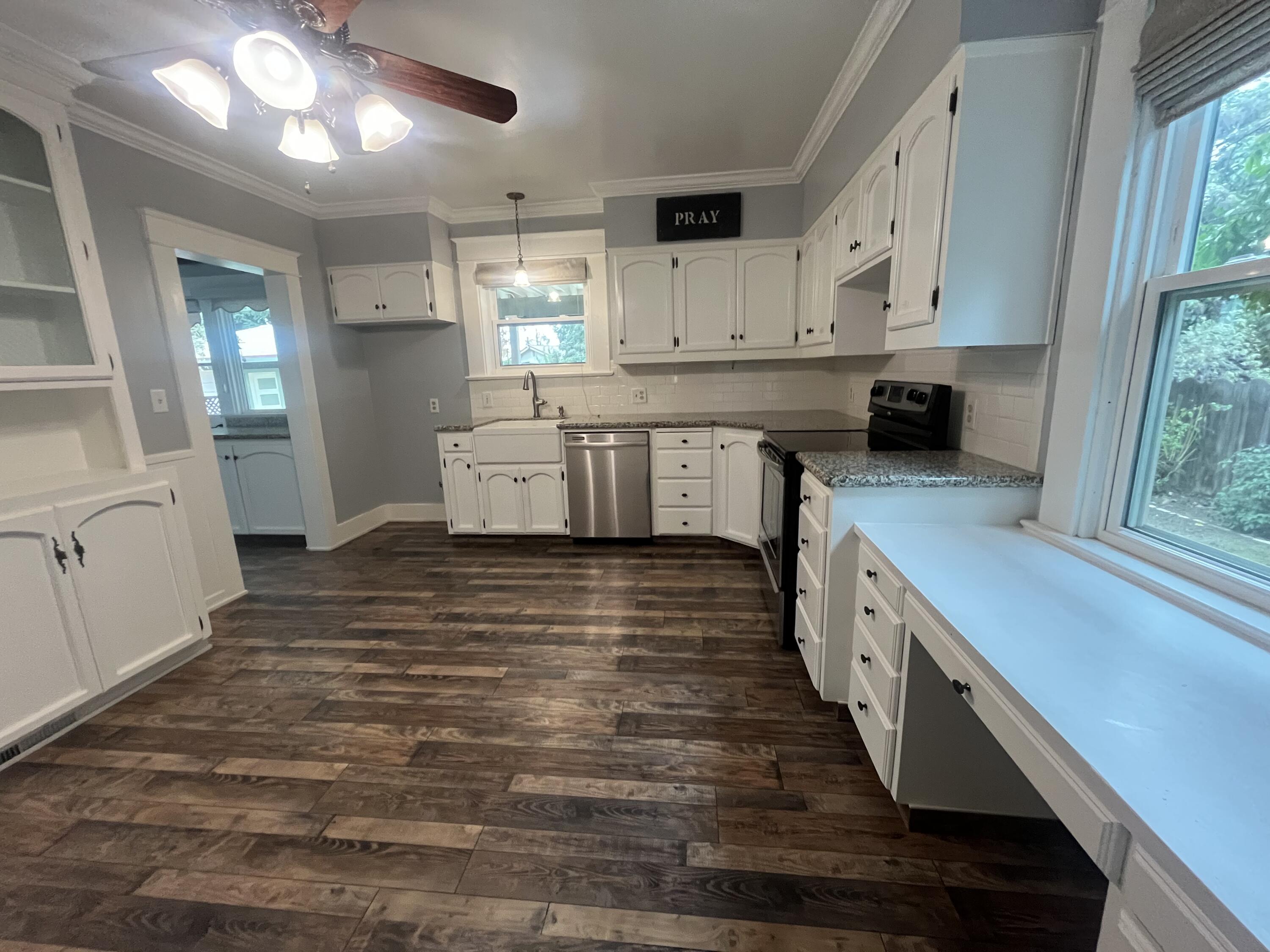 471 S Reed Ave, Reedley, CA 93654