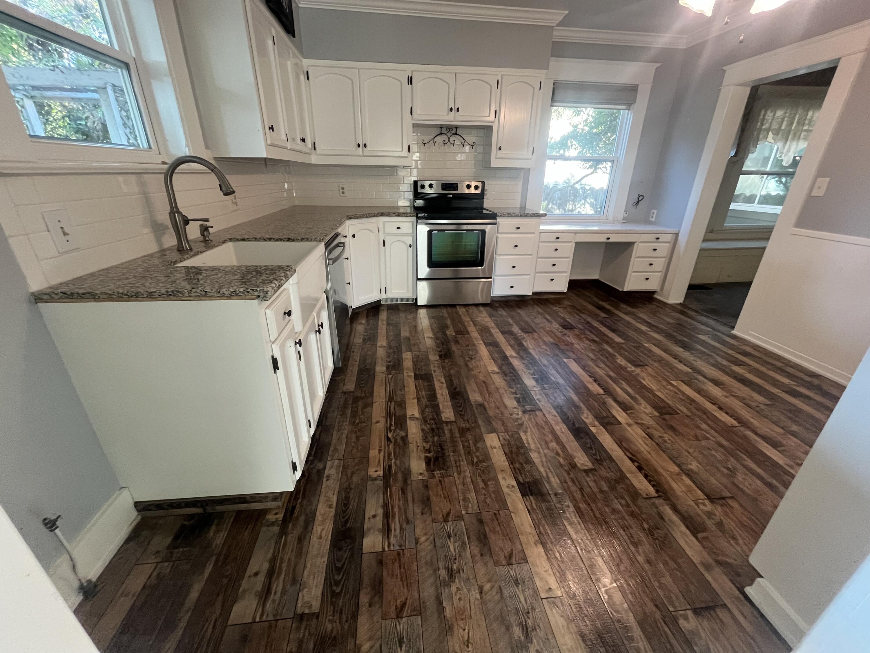 471 S Reed Ave, Reedley, CA 93654