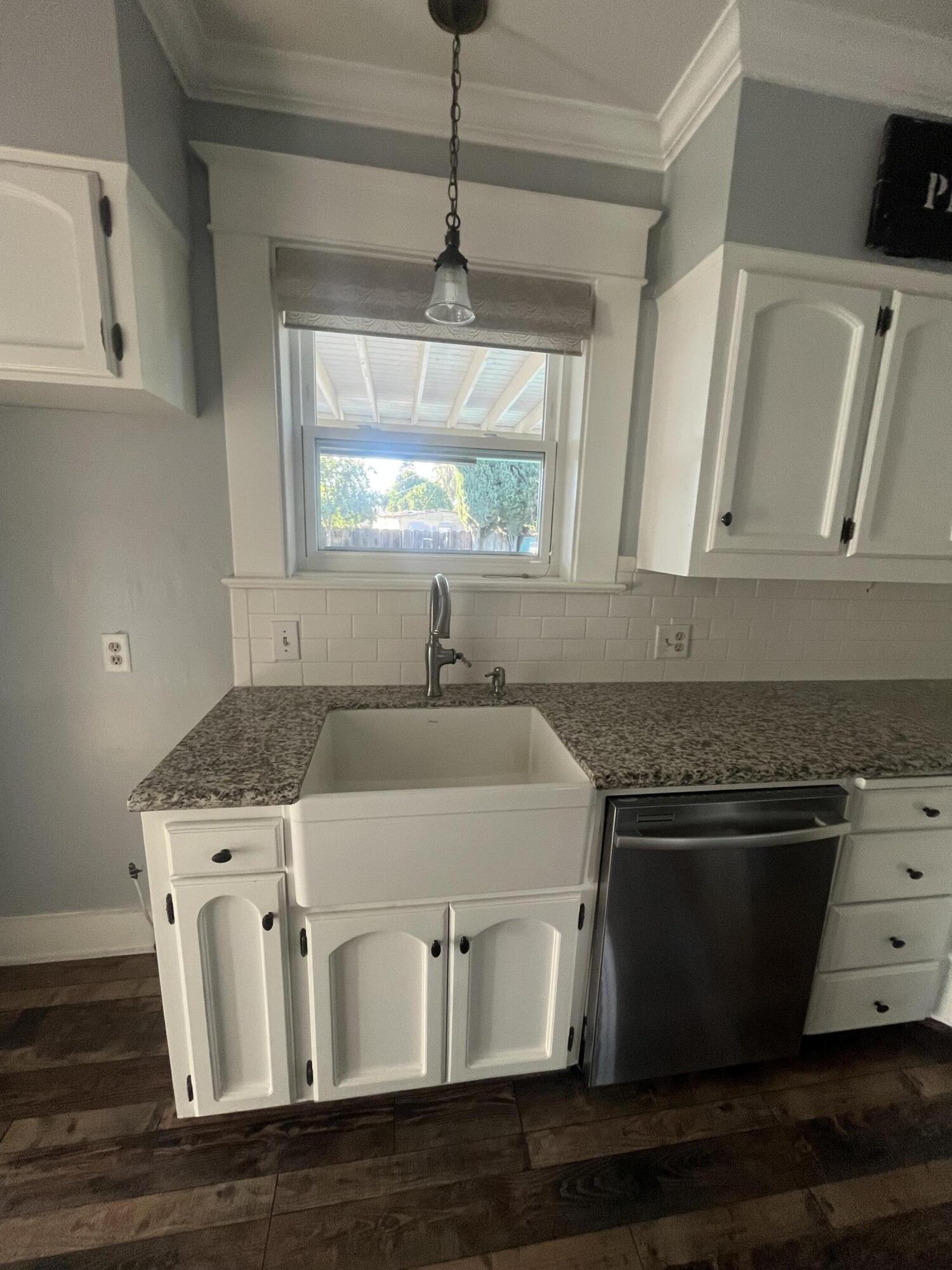 471 S Reed Ave, Reedley, CA 93654