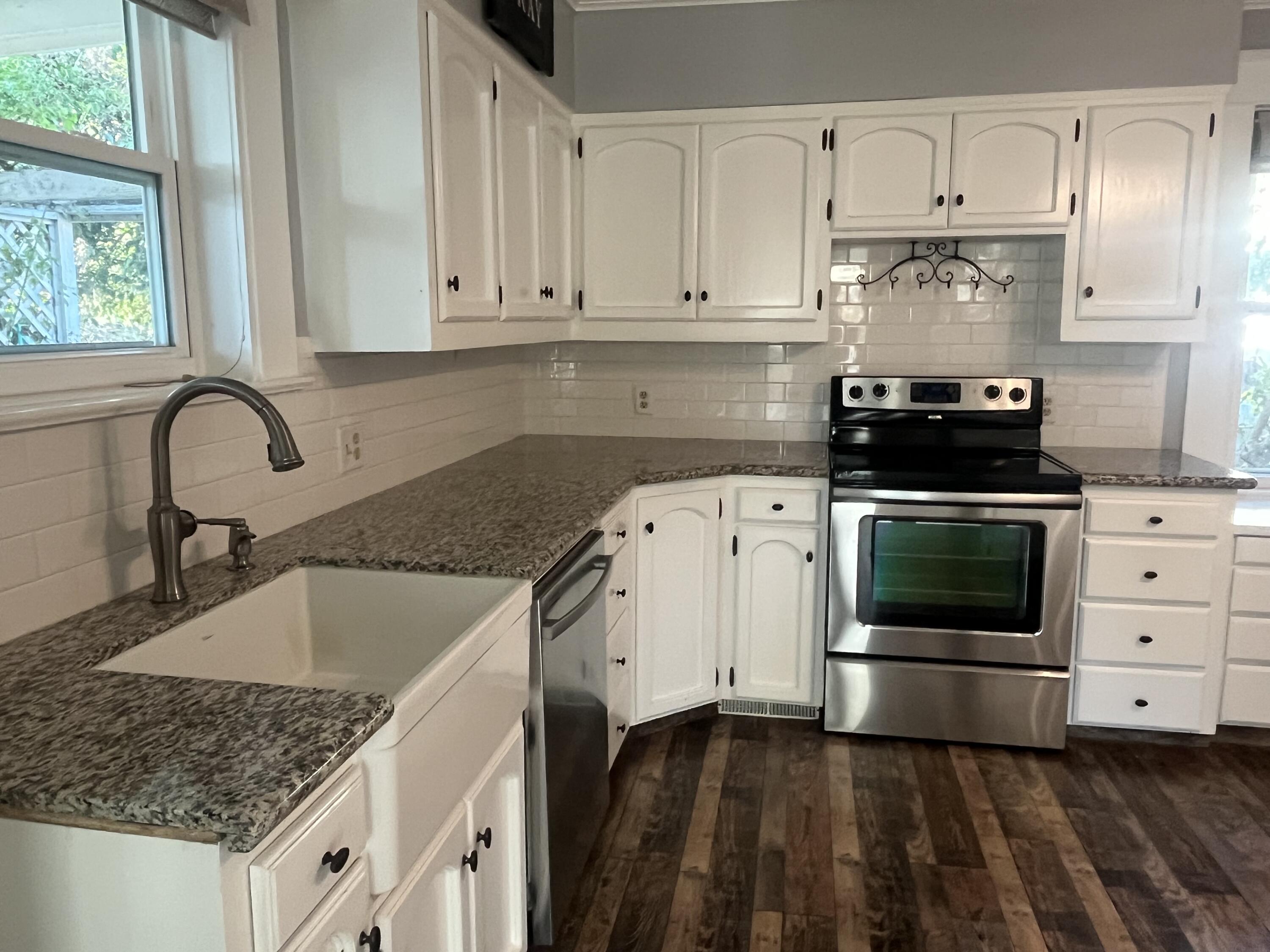 471 S Reed Ave, Reedley, CA 93654