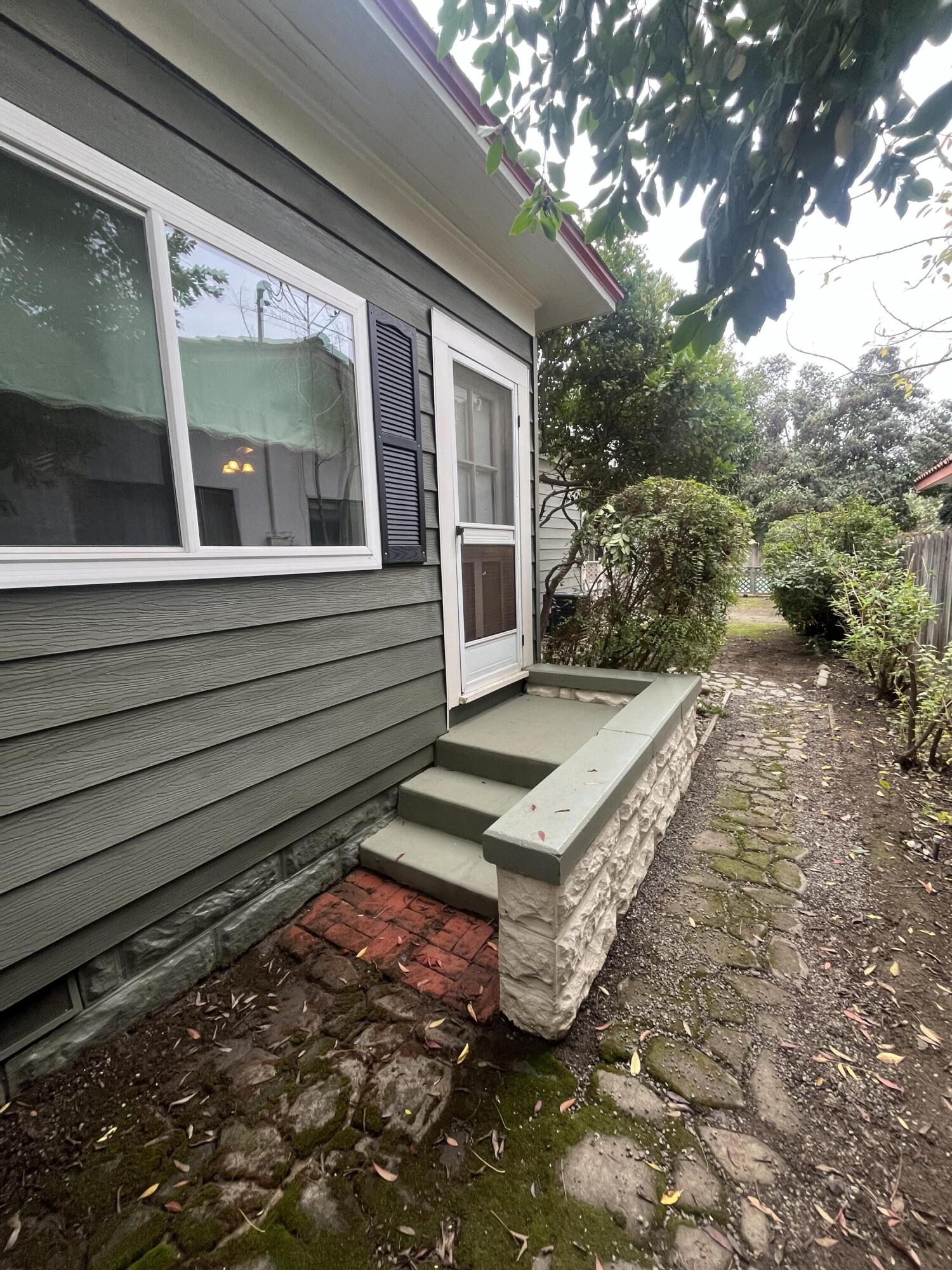 471 S Reed Ave, Reedley, CA 93654