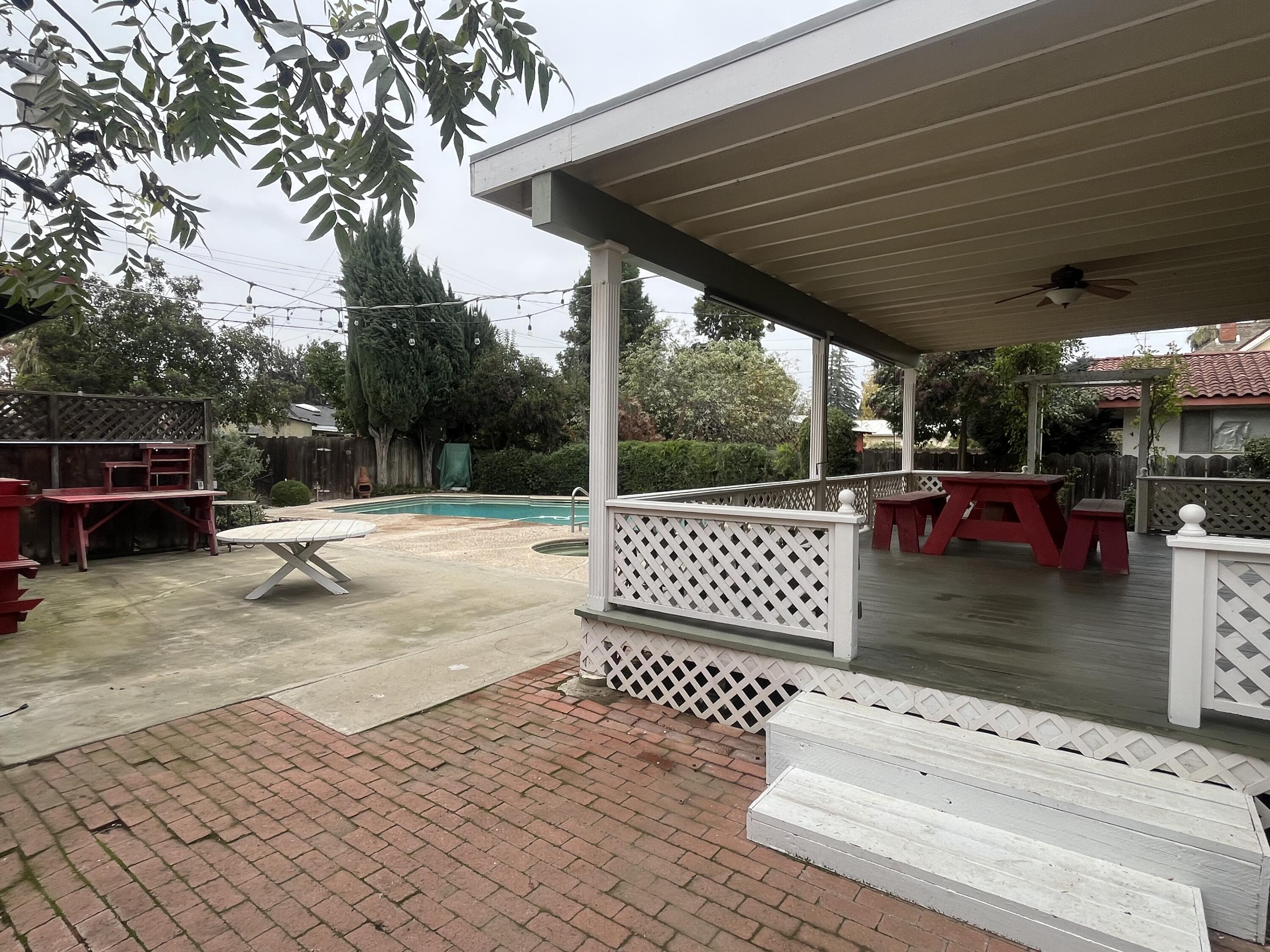 471 S Reed Ave, Reedley, CA 93654