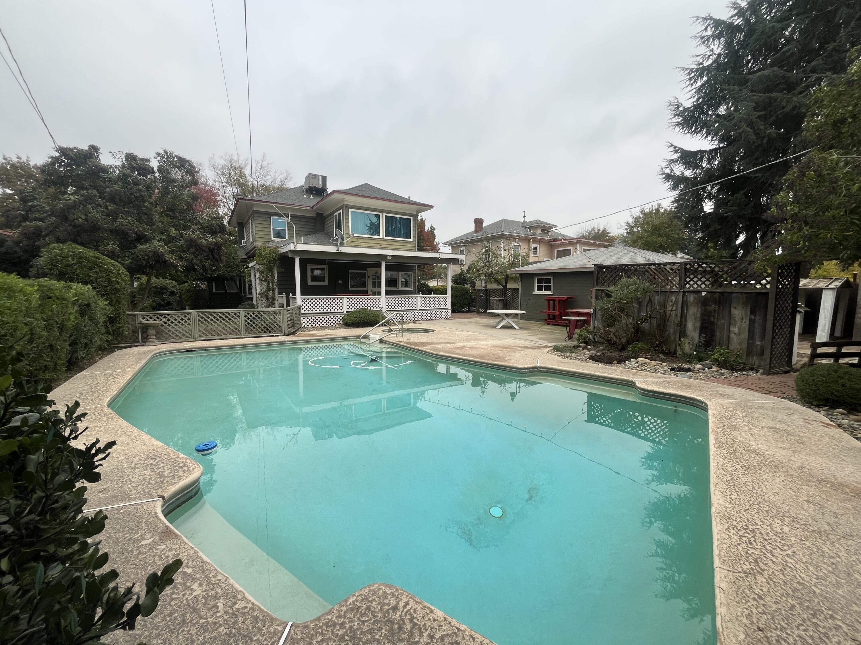 471 S Reed Ave, Reedley, CA 93654