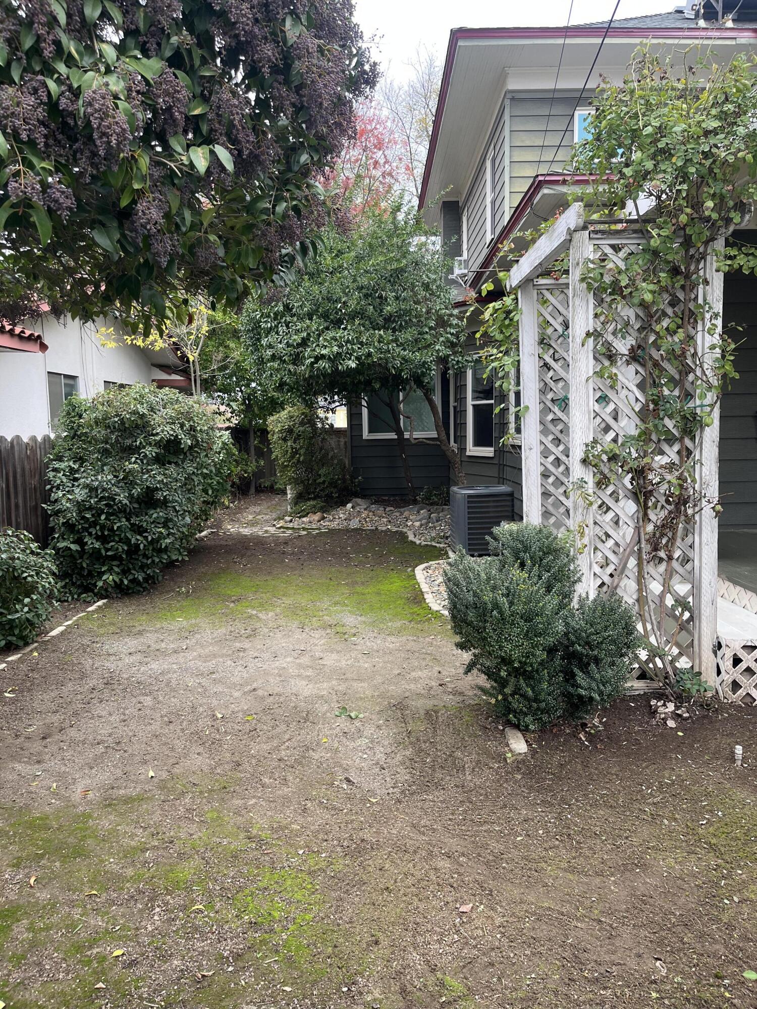 471 S Reed Ave, Reedley, CA 93654