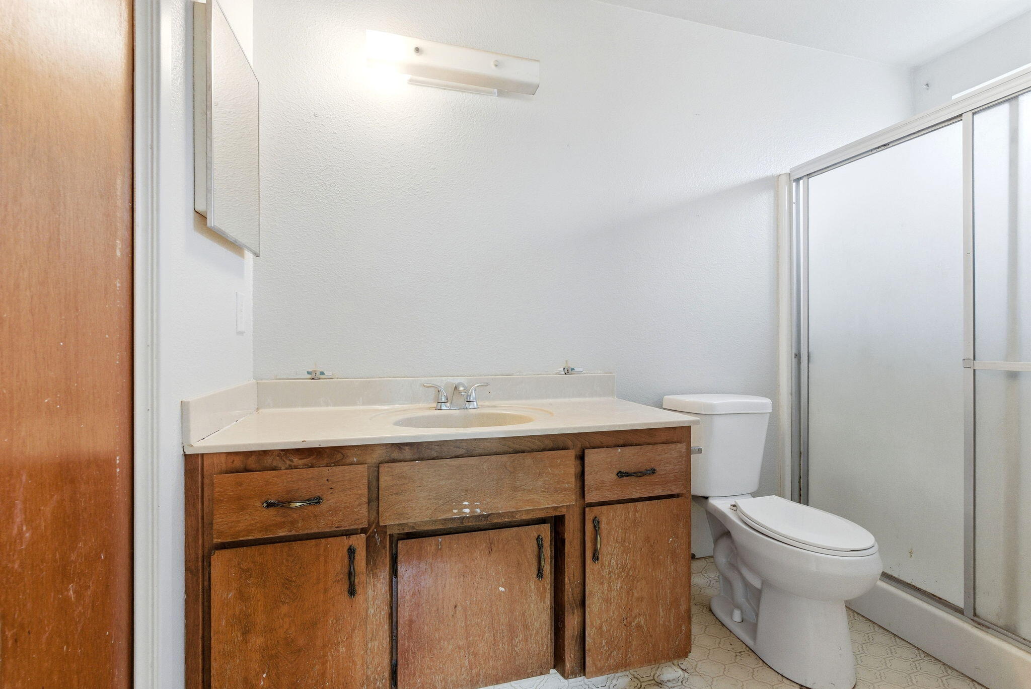 2320 W Kanai Ave, Porterville, CA 93257